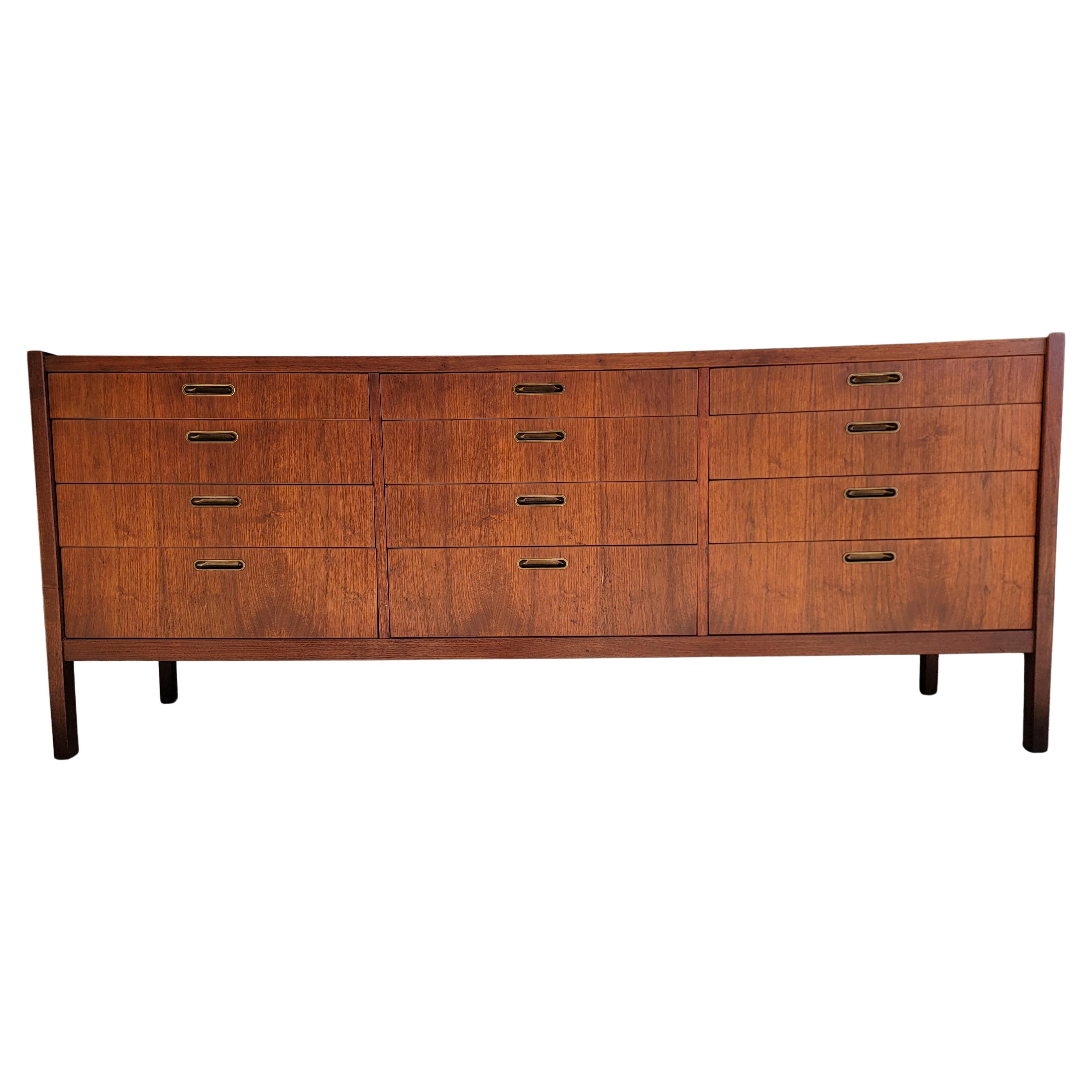 Mid-Century Modern Long Low Dresser 12 Drawers For Sale