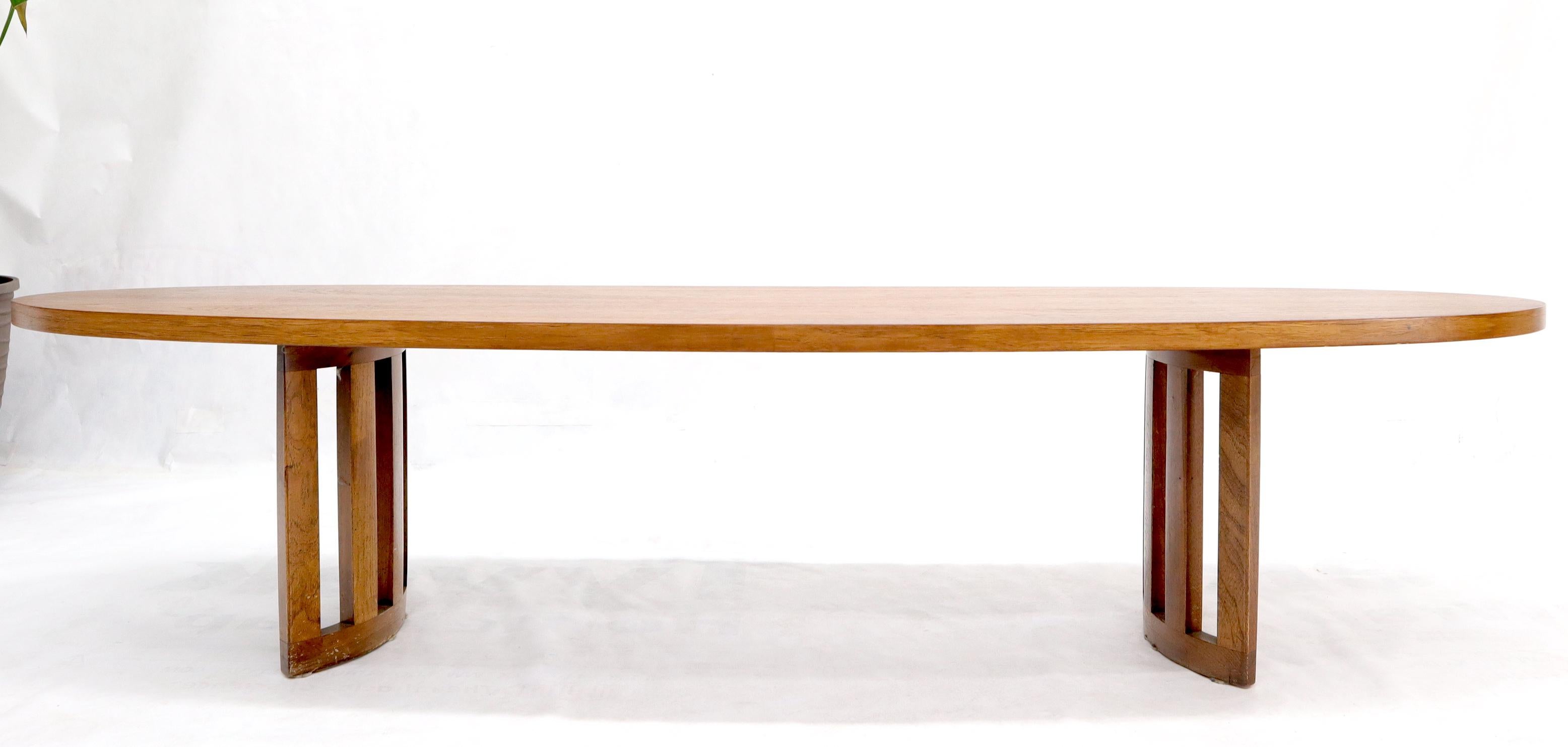 Mid-Century Modern Long Oval Surfboard Coffee Table 2