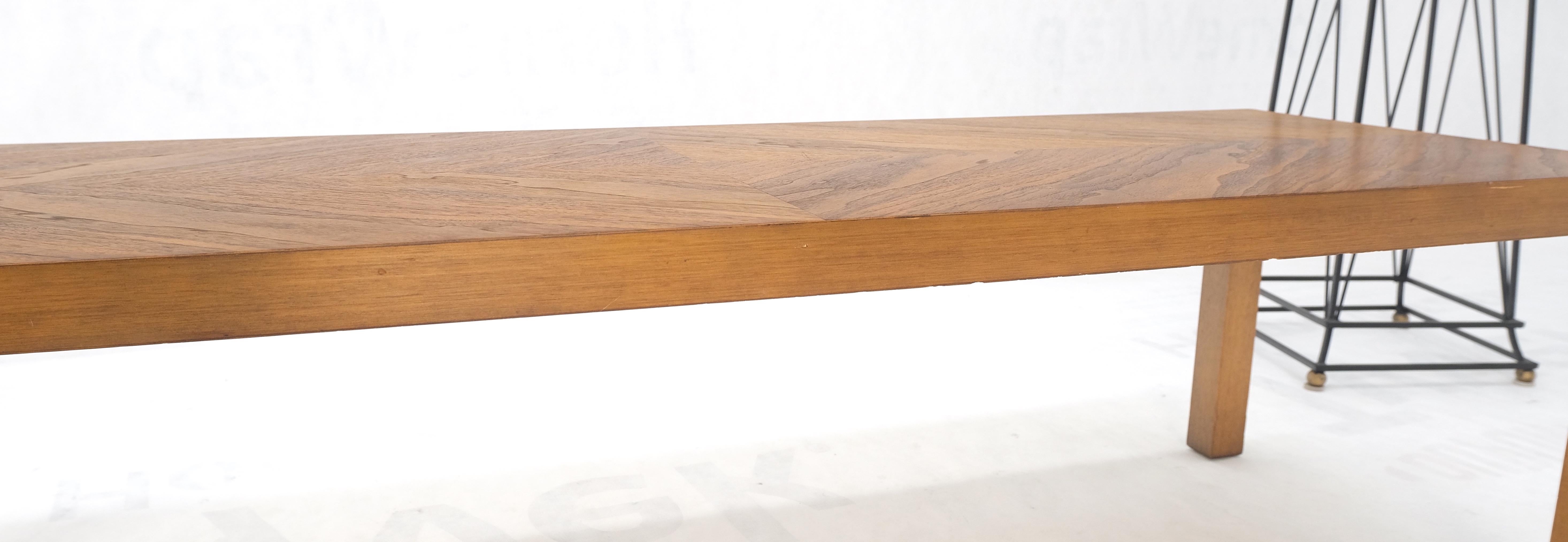 Mid-Century Modern Long Rectangle Walnut Parsons Style Coffee Table Mint! In Good Condition For Sale In Rockaway, NJ