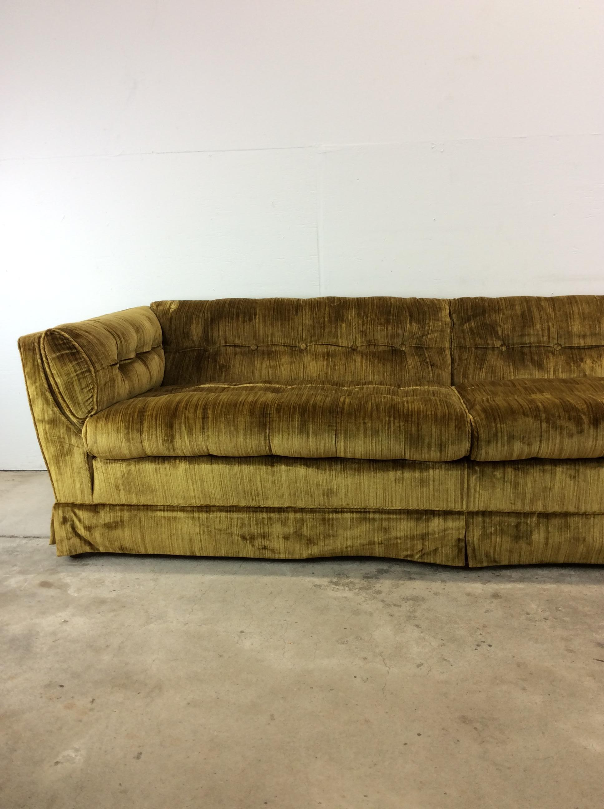 Mid Century Modern Long Sofa with Green Tufted Upholstery For Sale 1