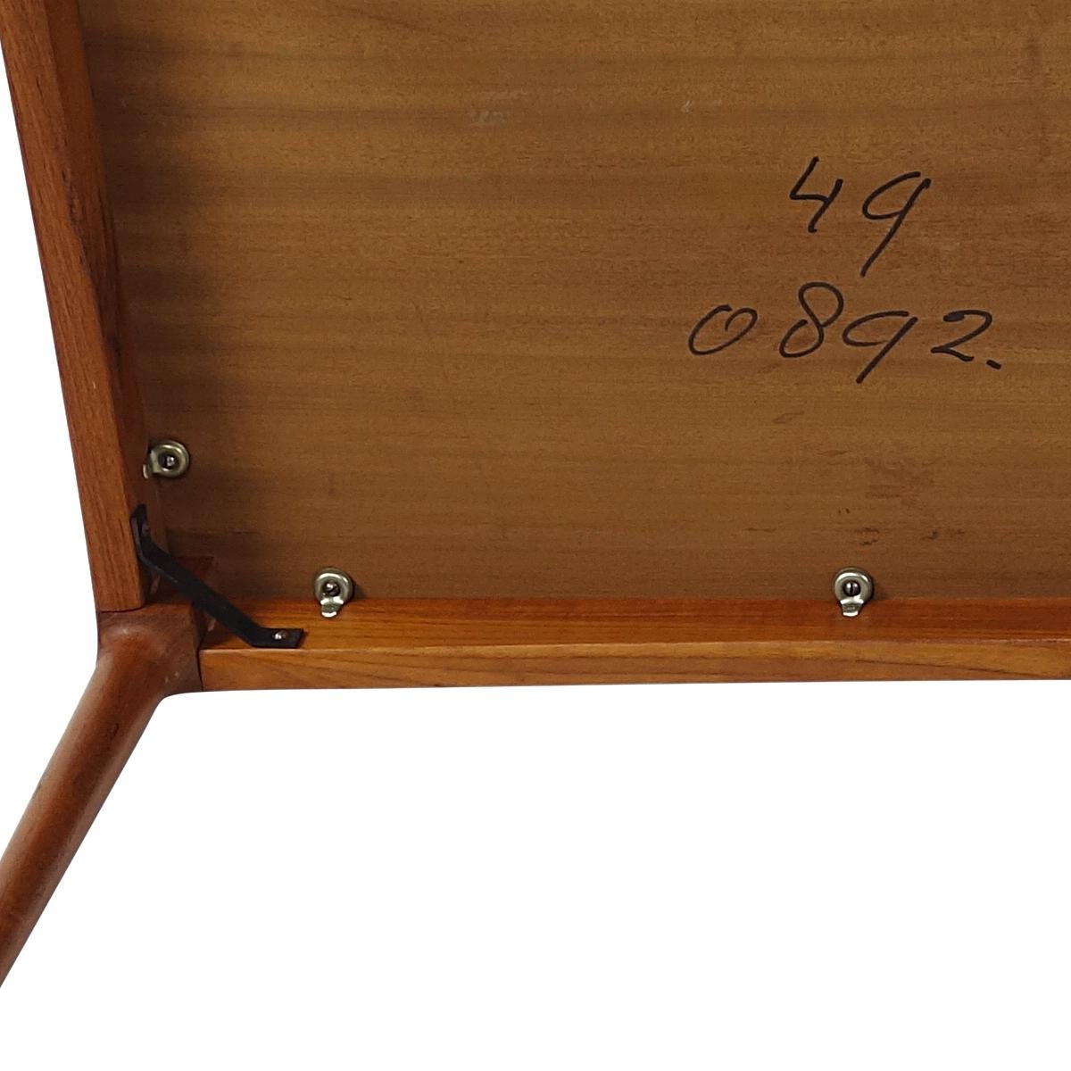 Mid-Century Modern Long Teak Wood Scandinavian Coffee Table For Sale 5