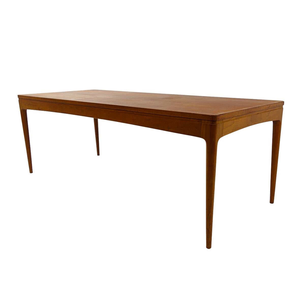 20th Century Mid-Century Modern Long Teak Wood Scandinavian Coffee Table For Sale