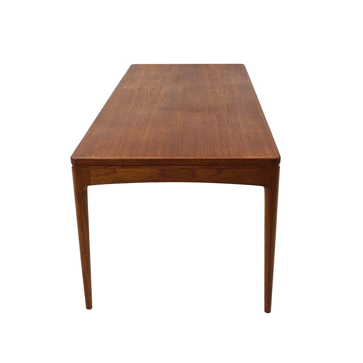 Mid-Century Modern Long Teak Wood Scandinavian Coffee Table For Sale 2