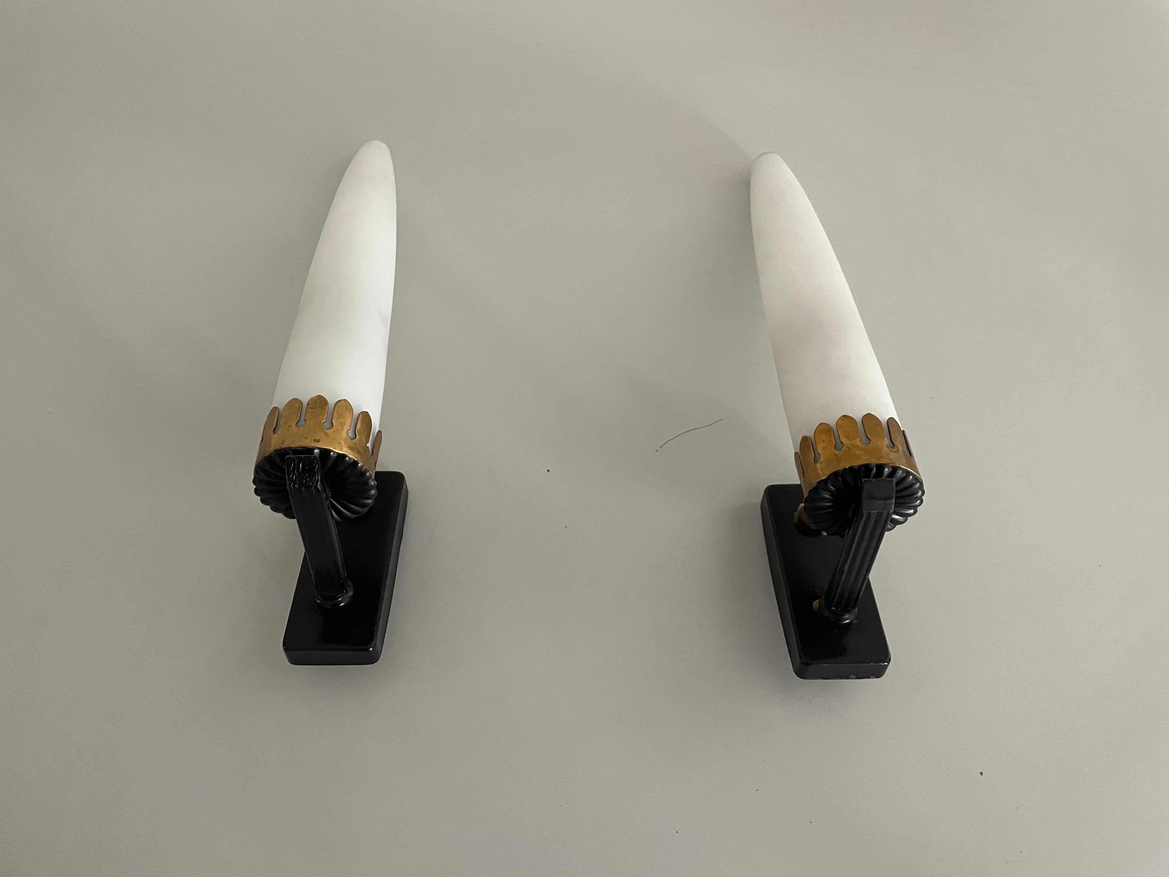 Mid-Century Modern Mid Century Modern Long White Glass Tubes Pair of Sconces, 1960s, Italy For Sale