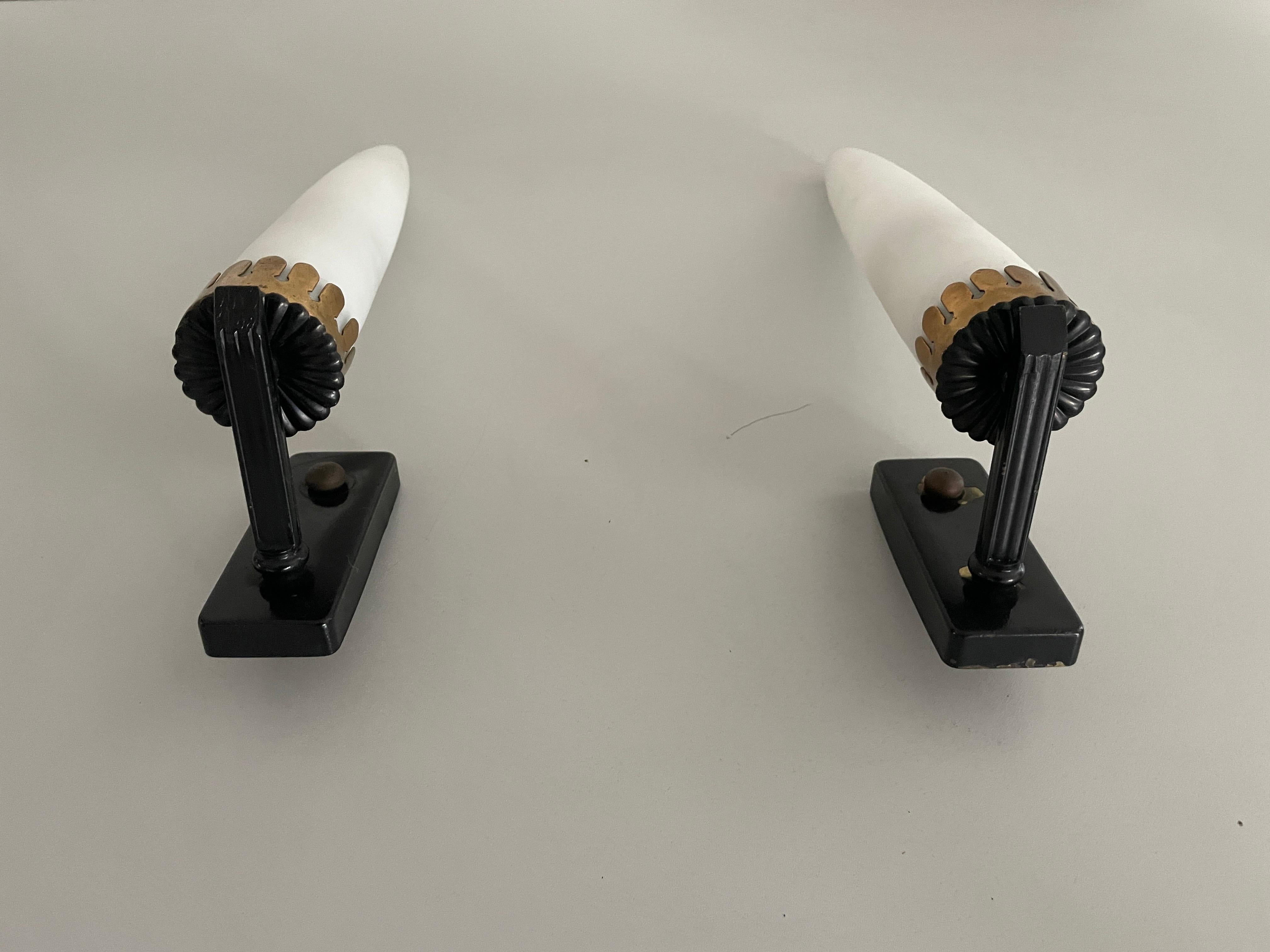 Italian Mid Century Modern Long White Glass Tubes Pair of Sconces, 1960s, Italy For Sale