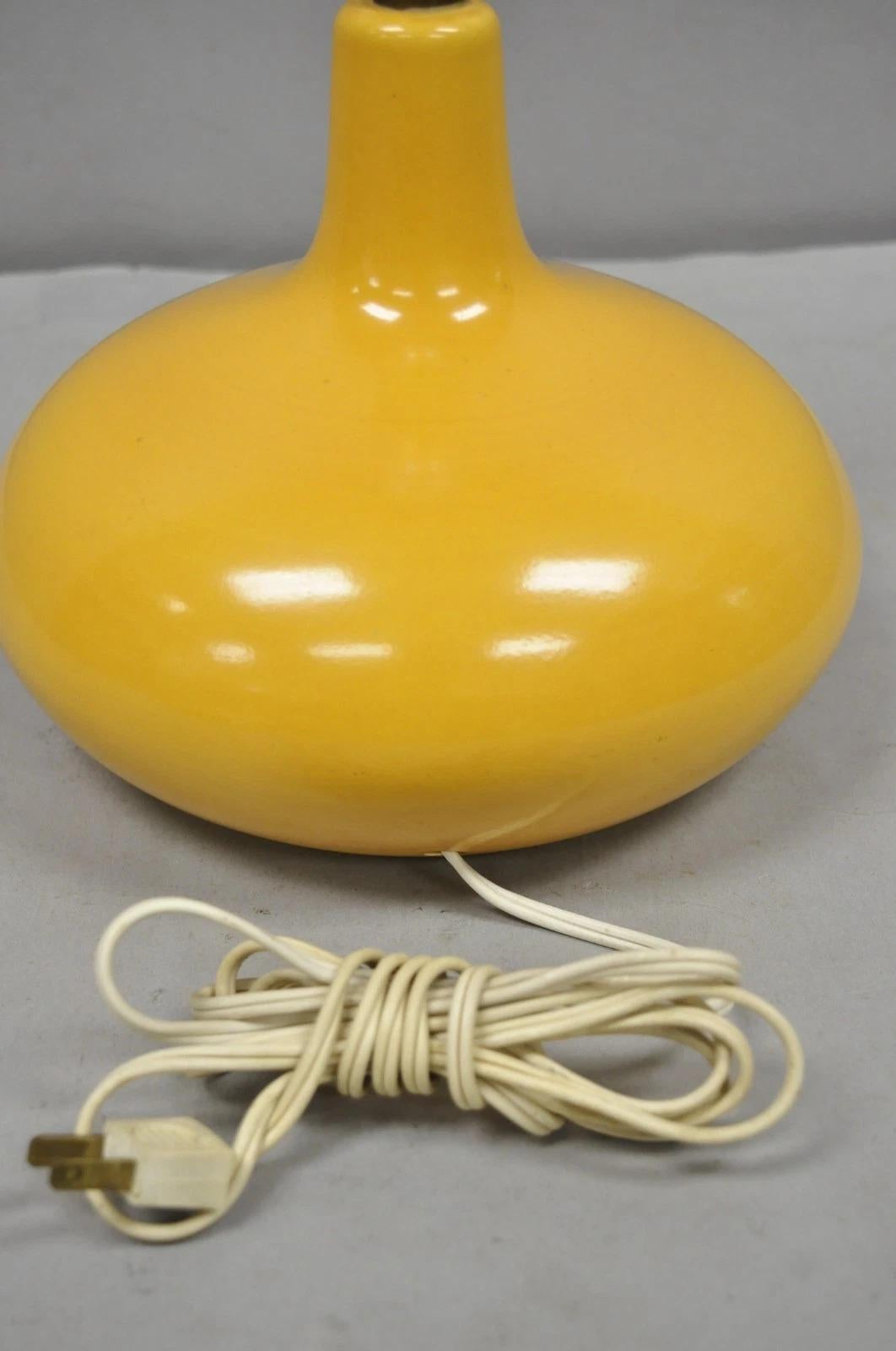 Mid Century Modern Lotte and Gunnar Bostlund Mustard Yellow Ceramic Table Lamp For Sale 5