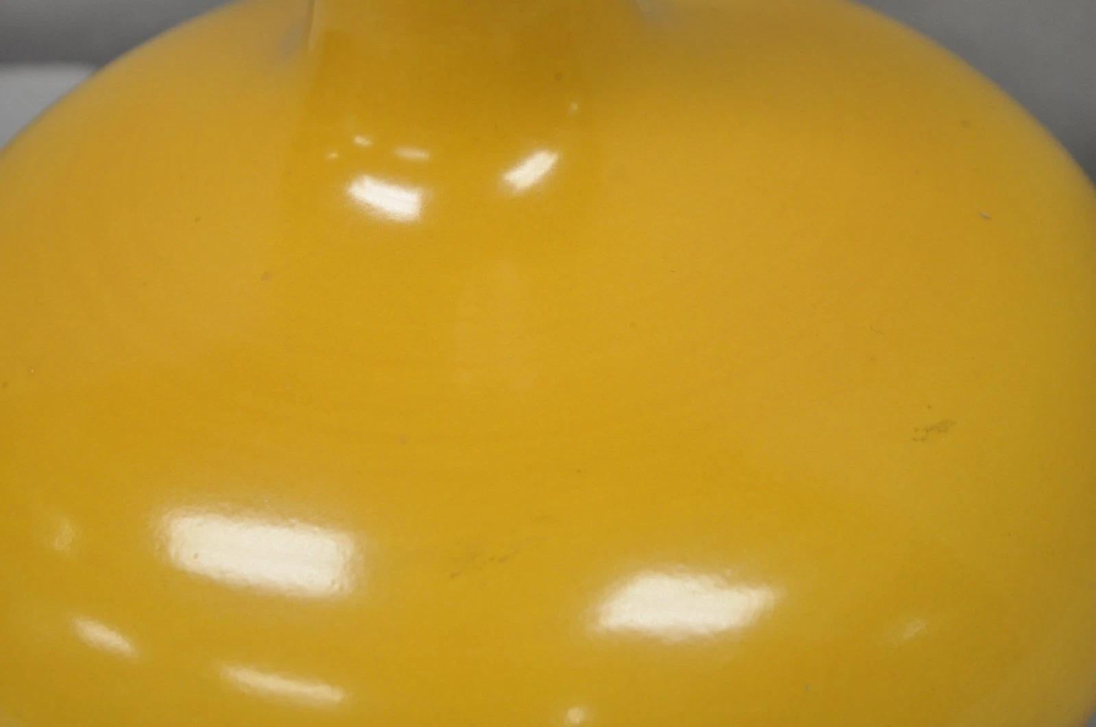 Mid Century Modern Lotte and Gunnar Bostlund Mustard Yellow Ceramic Table Lamp For Sale 2