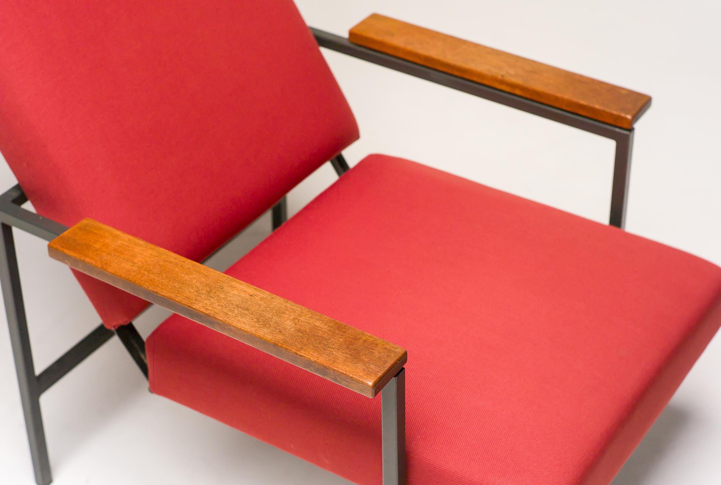 Mid Century Modern Lotus Lounge Chair by Rob Parry In Good Condition For Sale In Dronten, NL