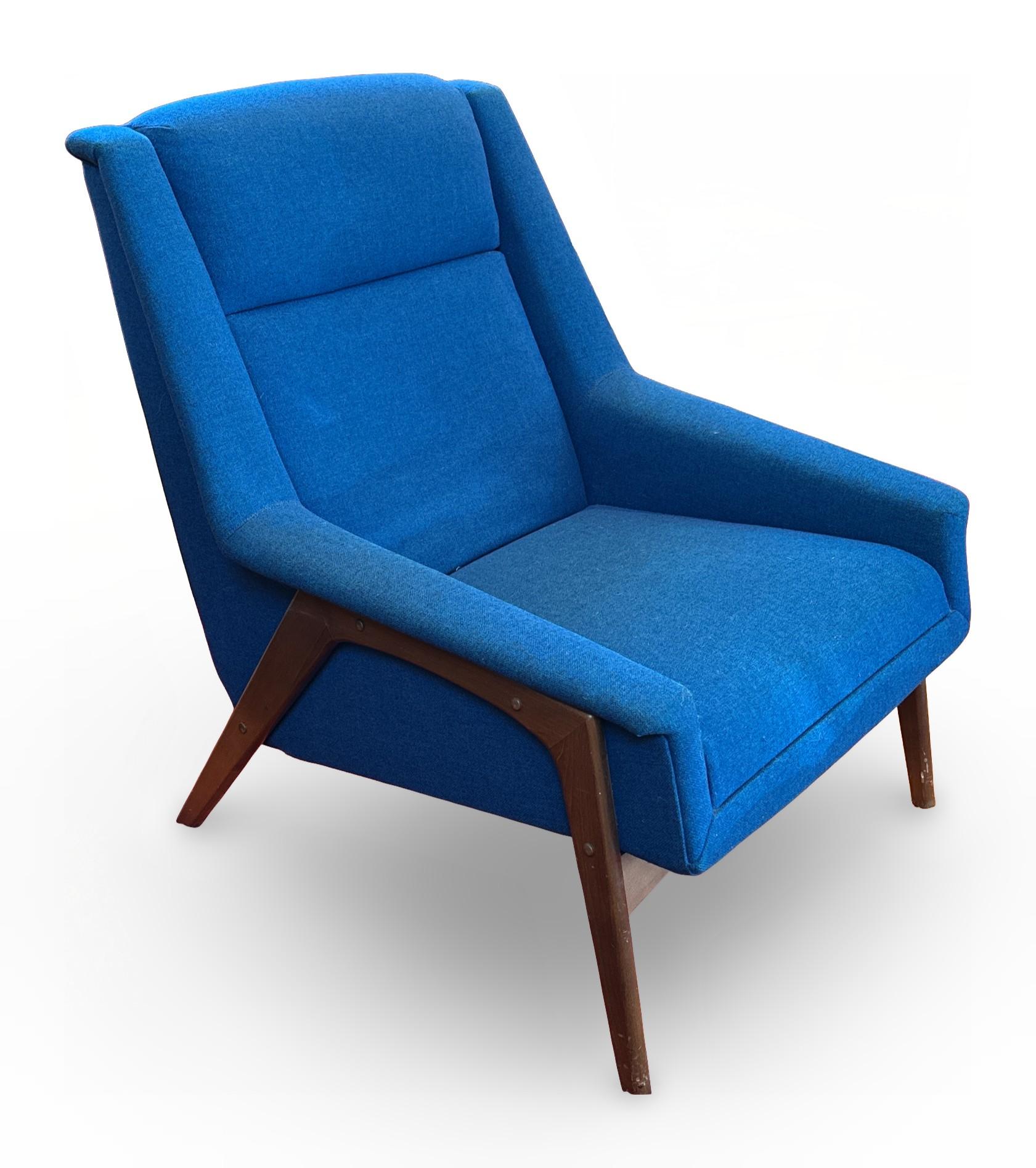 Mid-Century Modern Lounge Chair and Ottoman by B.P. John Furniture Company In Good Condition In Sacramento, CA