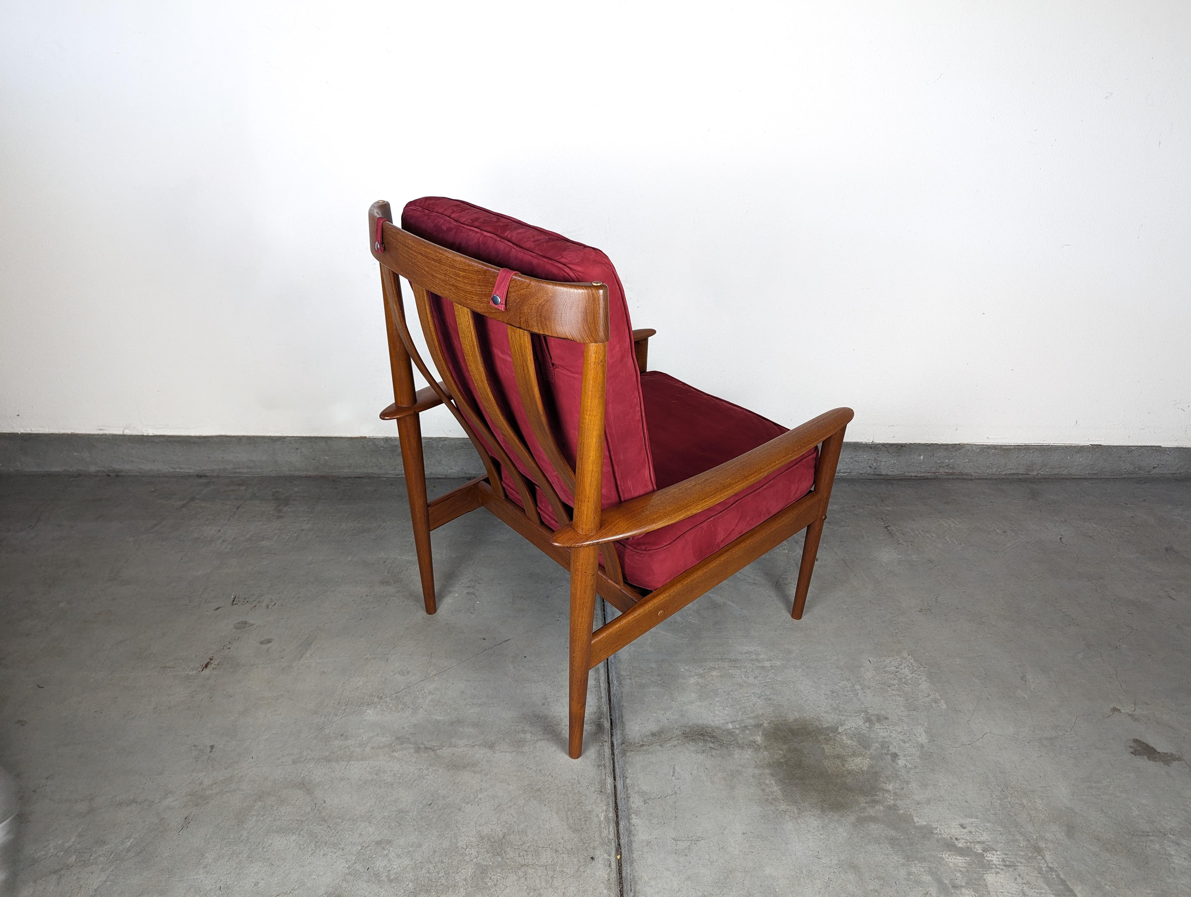 Mid-Century Modern Lounge Chair by Grete Jalk, PJ56 Highback Model, c1960s For Sale 2