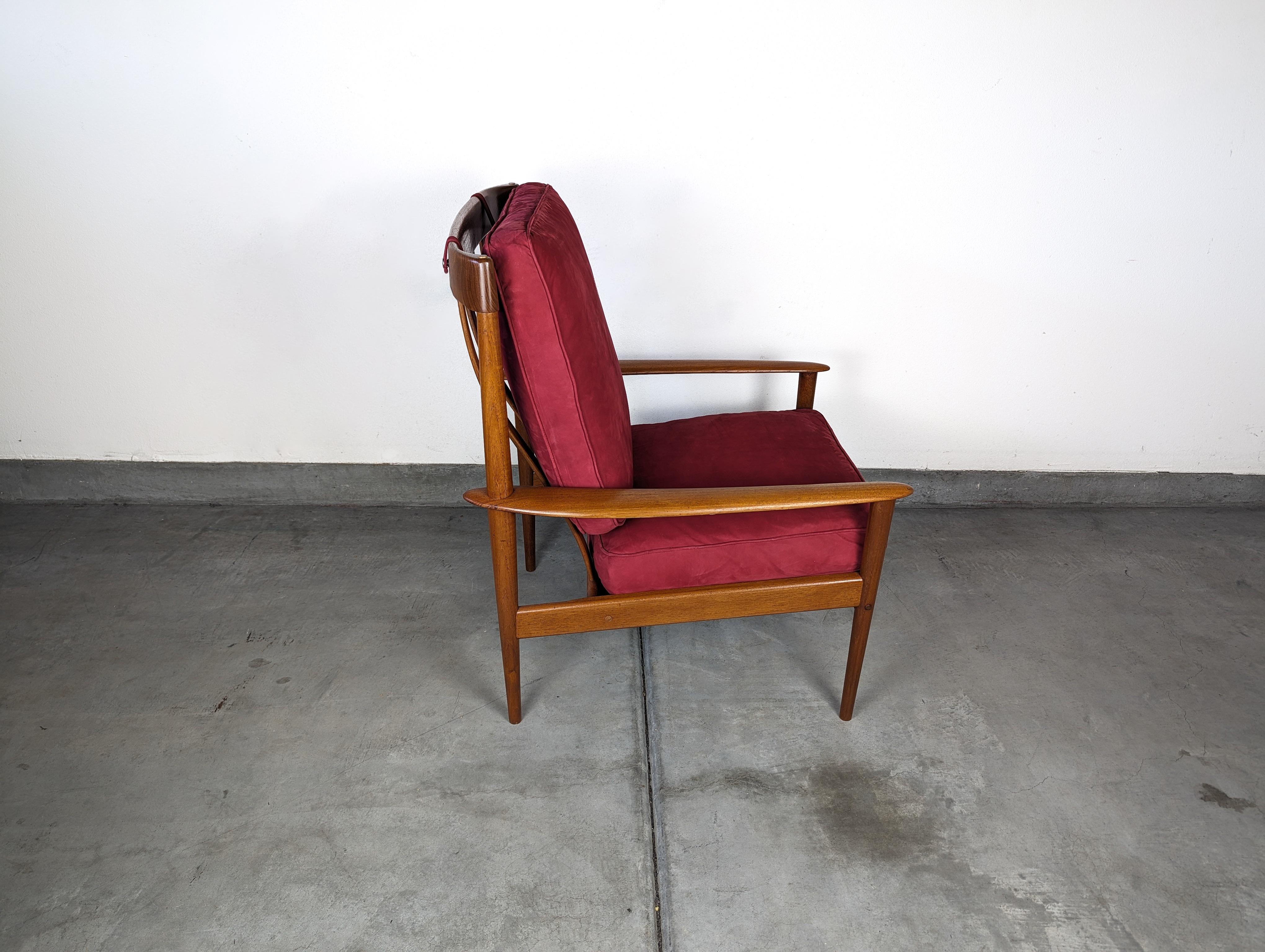 Mid-Century Modern Lounge Chair by Grete Jalk, PJ56 Highback Model, c1960s For Sale 3