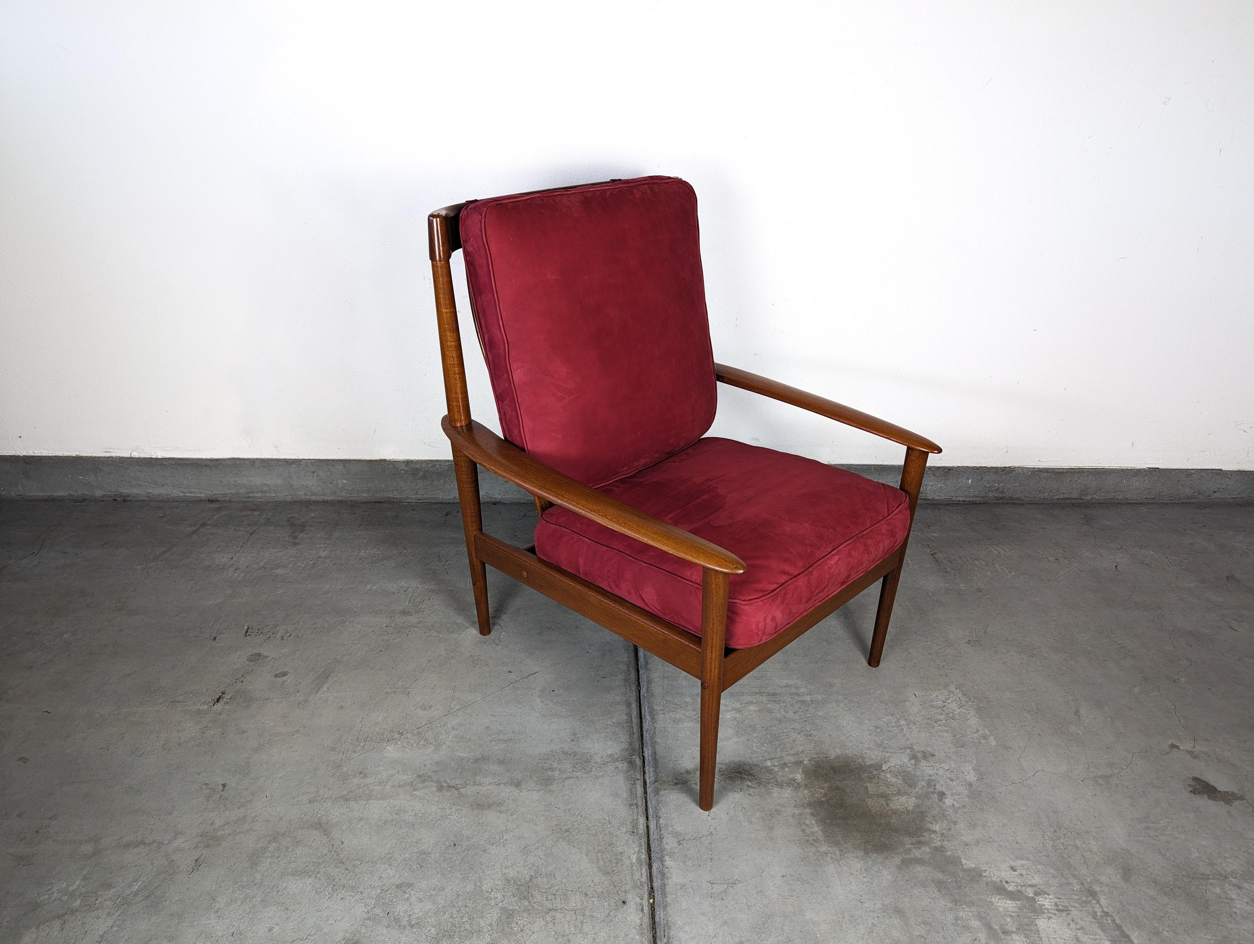 Fauteuil de salon moderne du milieu du siècle dernier de Grete Jalk, modèle PJ56 à dossier haut, années 1960 en vente 2