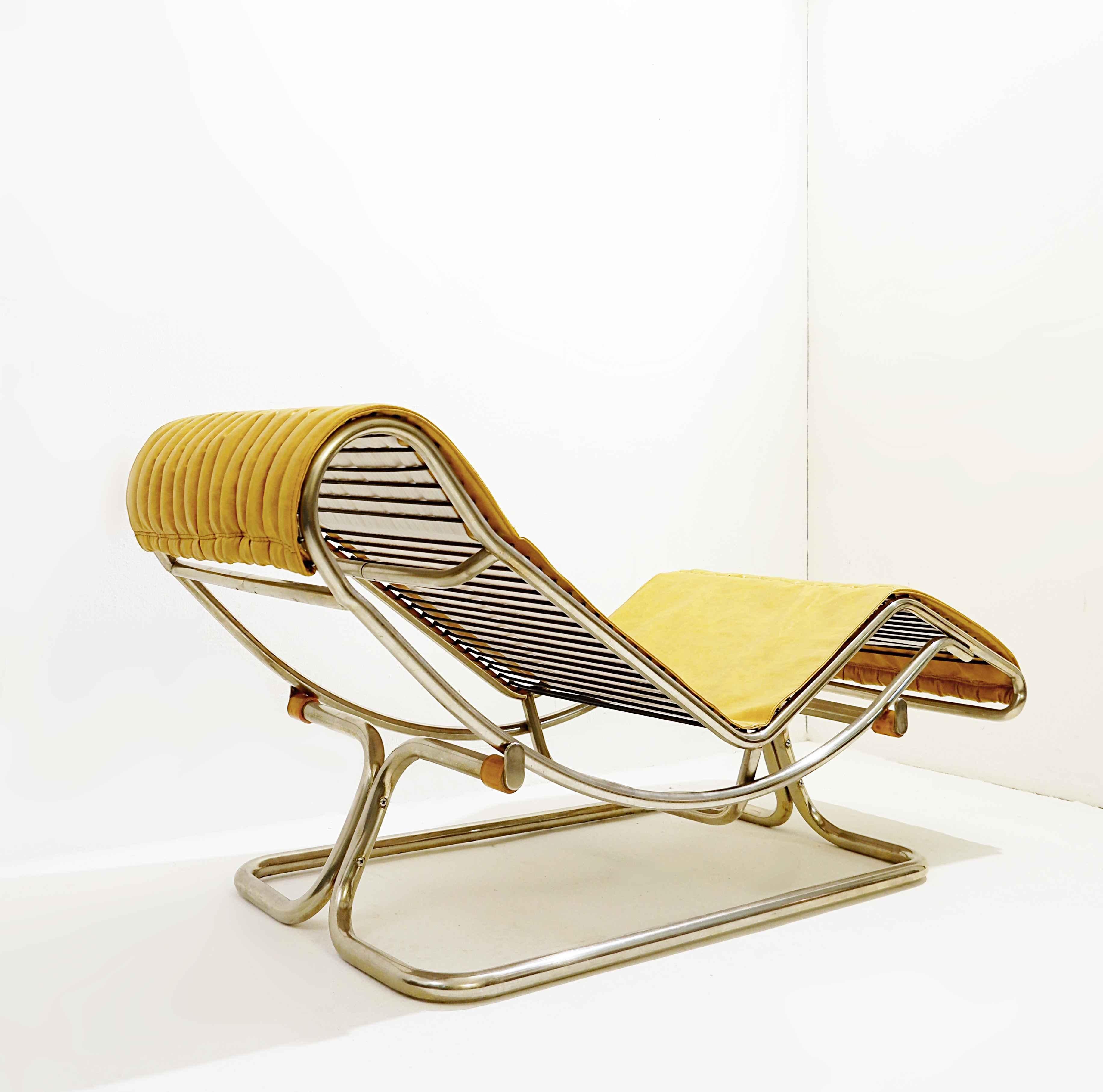 Mid-Century Modern Lounge Chair by Guido Faleschini for Mariani In Good Condition In Brussels , BE