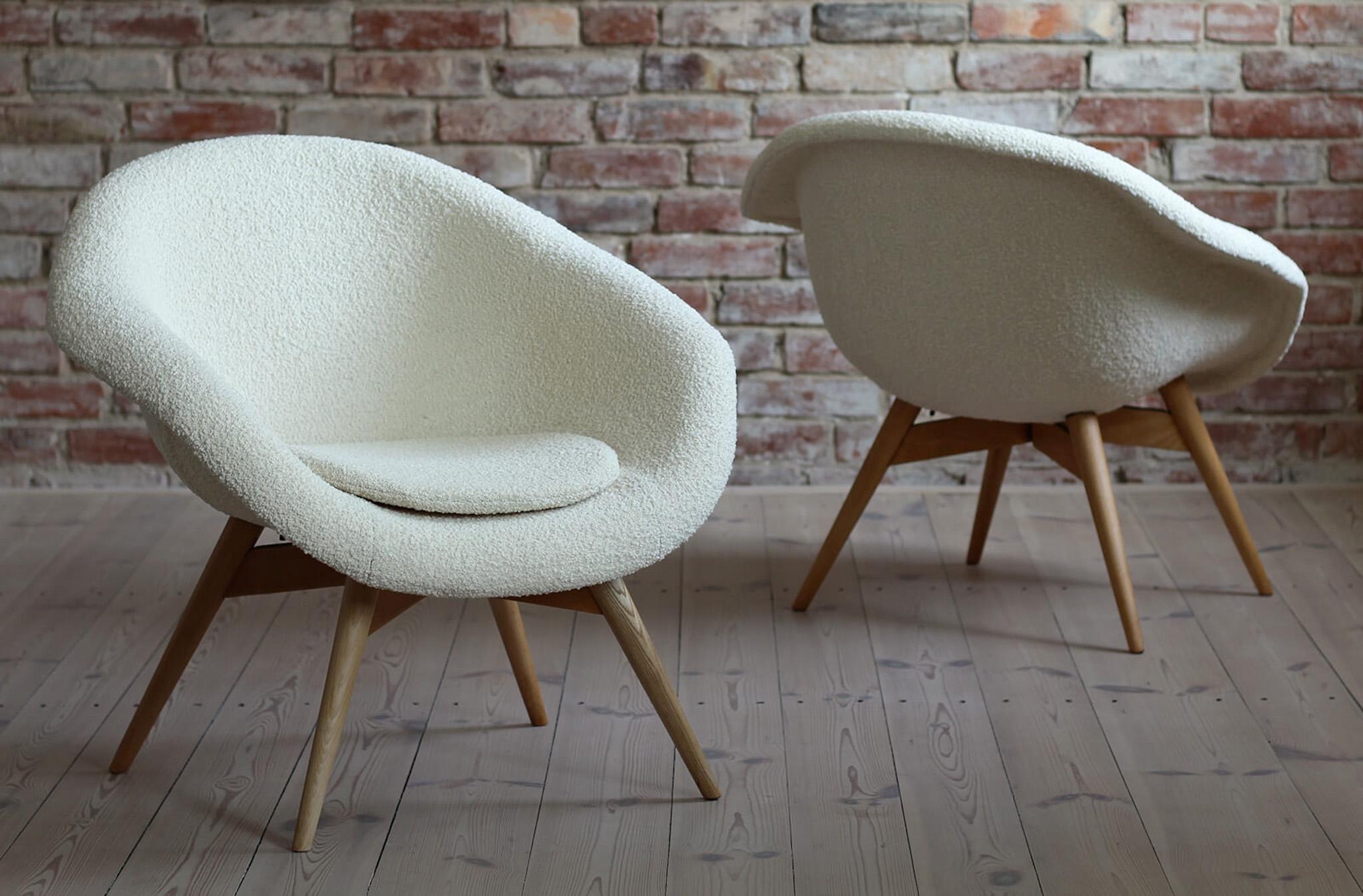 Mid Century Modern Lounge Chair by M. Navrátil, 1950s, French Boucle Fabric For Sale 9