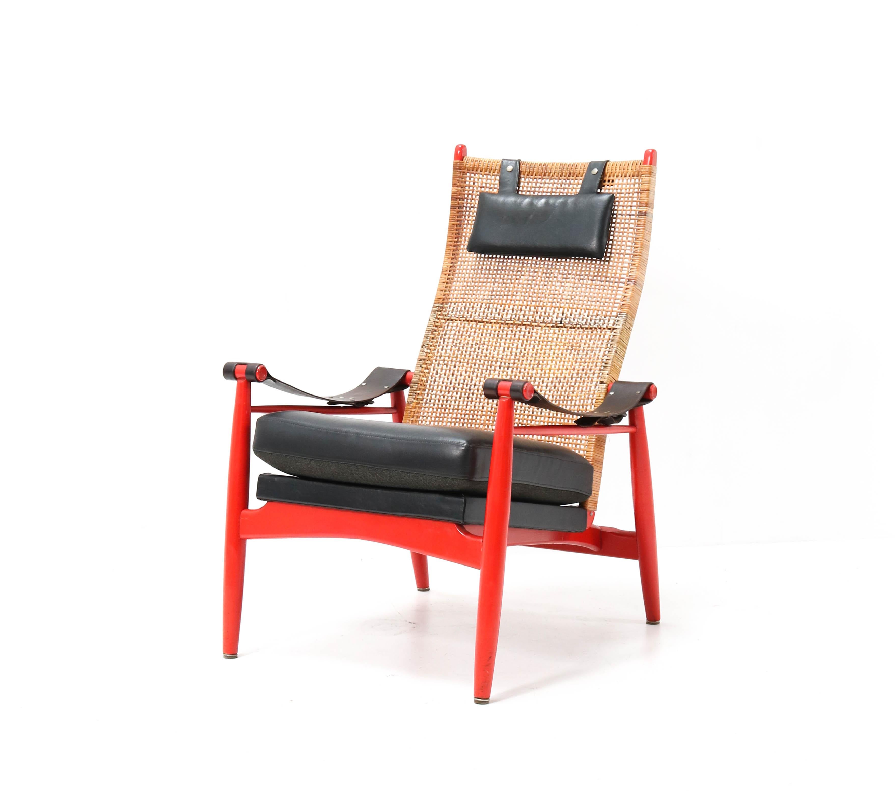 Lacquered Mid-Century Modern Lounge Chair by P.J. Muntendam for Gebroeders Jonker, 1950s