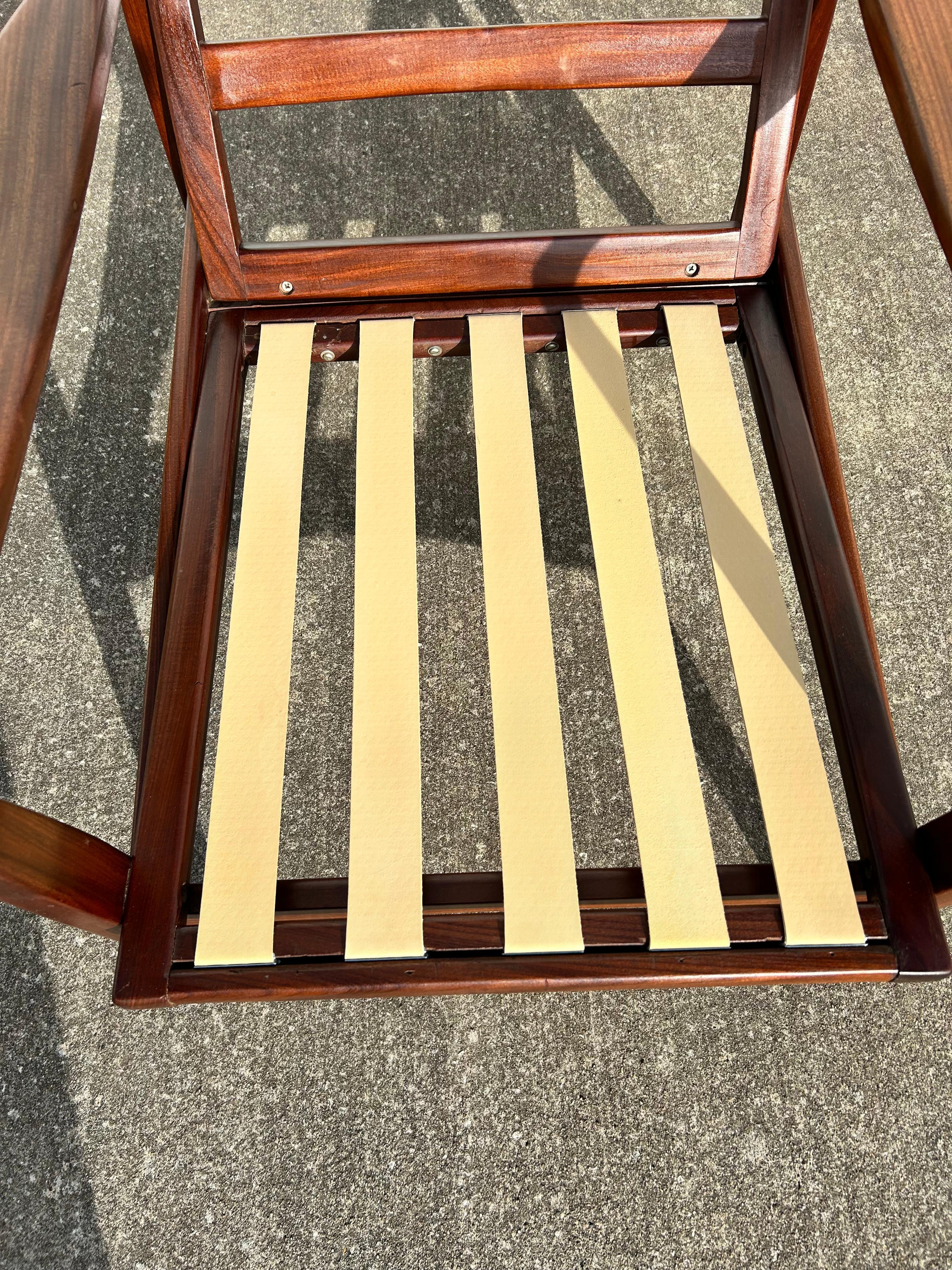 Metà XX secolo Sedia da salotto moderna Mid-Century di Toothill Furniture-UK in vendita
