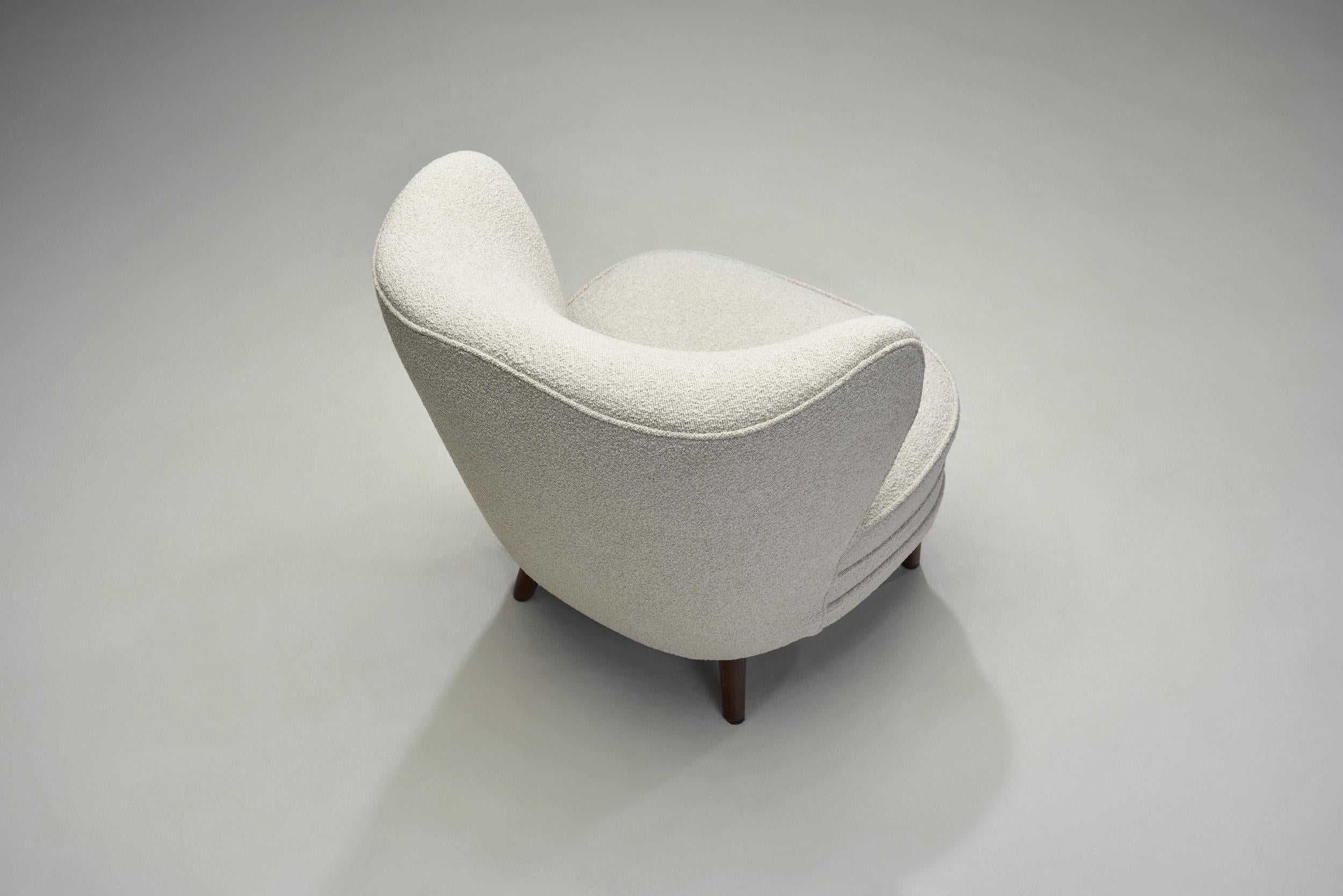 Fabric Mid-Century Modern Lounge Chair for Norell Möbel, Sweden 1950s For Sale