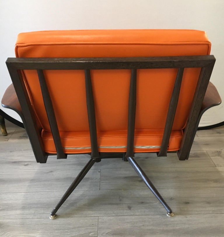 MidCentury Modern Lounge Chair For Sale at 1stDibs