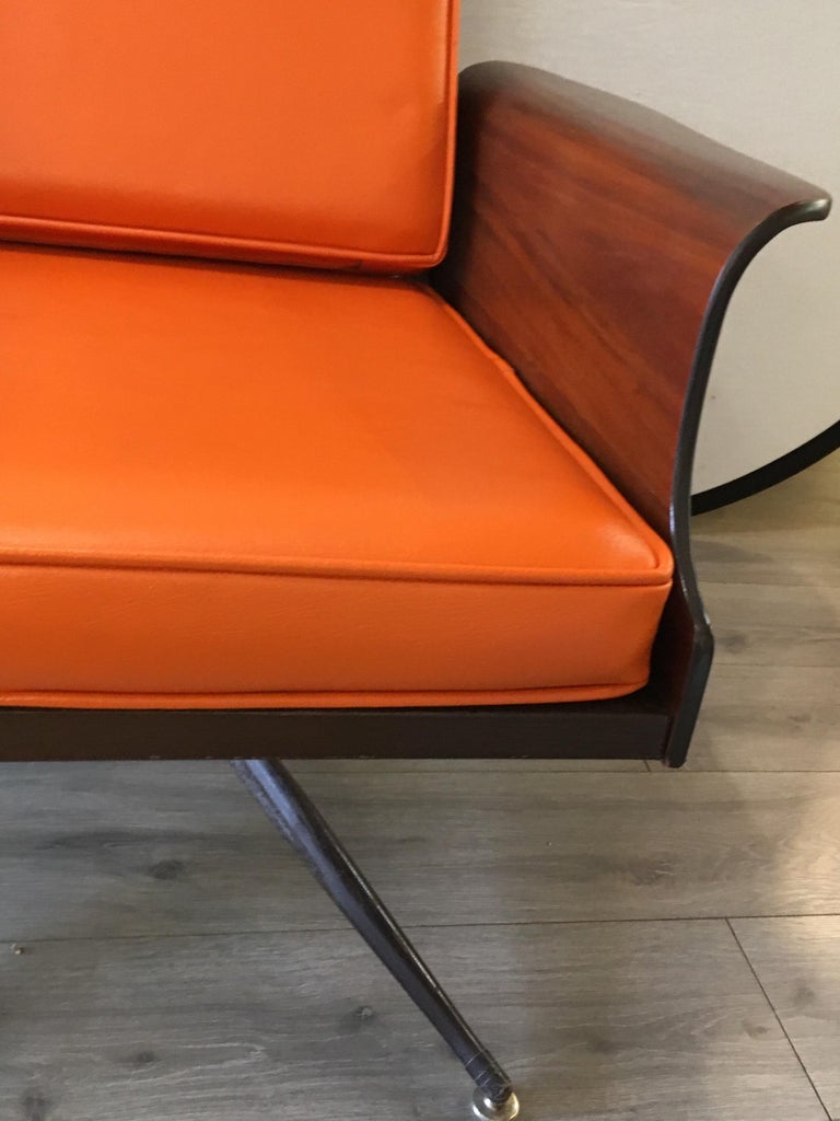 MidCentury Modern Lounge Chair For Sale at 1stDibs