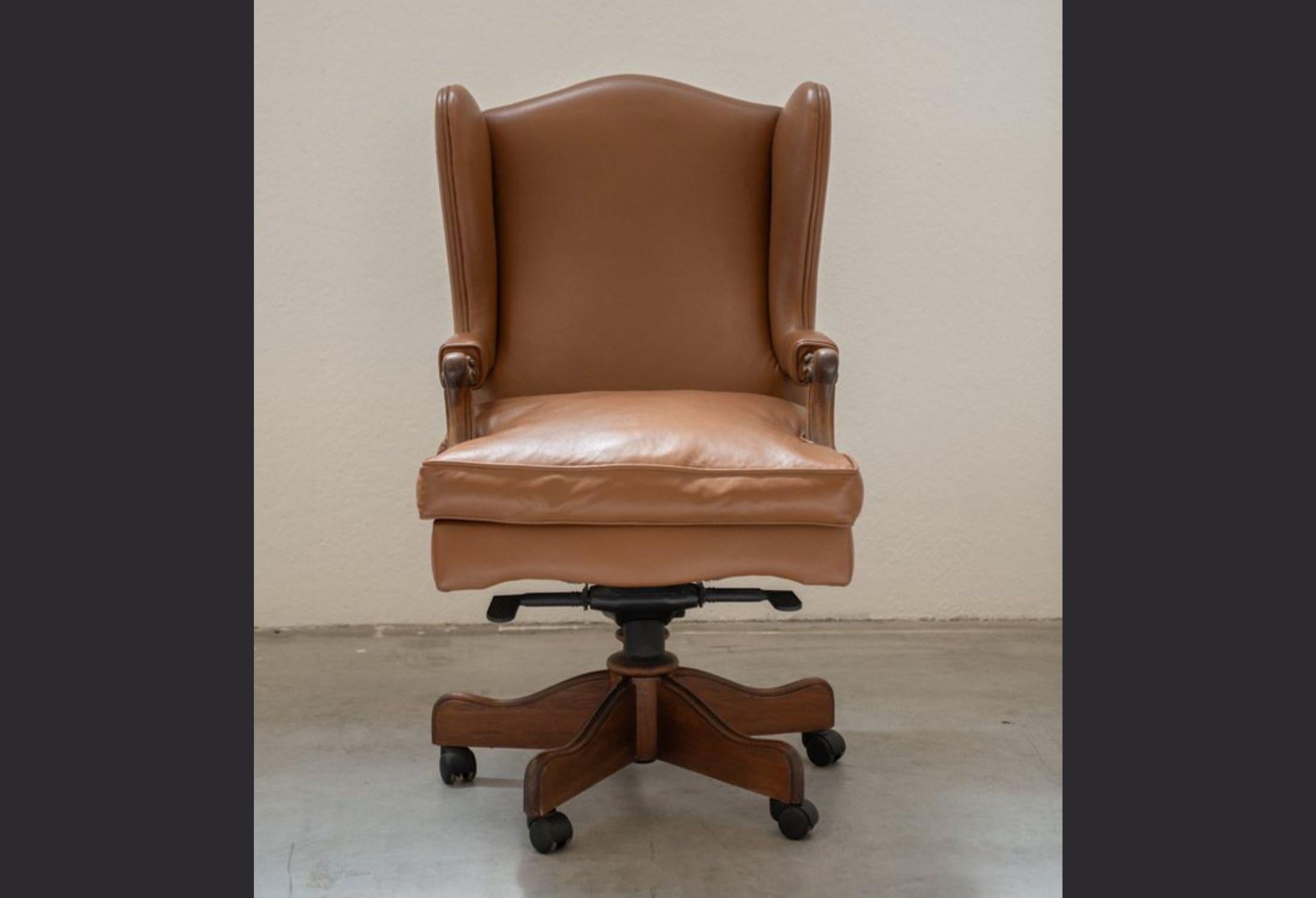 Moderner Loungesessel aus der Jahrhundertmitte - ikonisches Design-Statement im Angebot 3