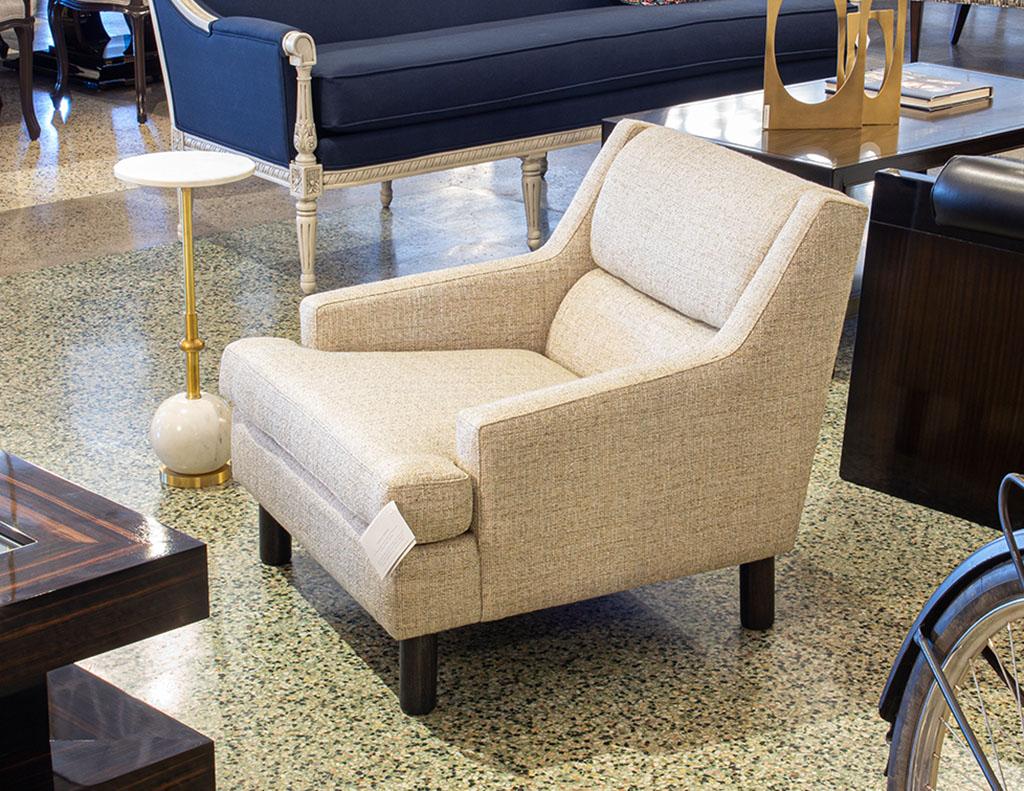 Mid-Century Modern Lounge Chair in Designer Linen 5