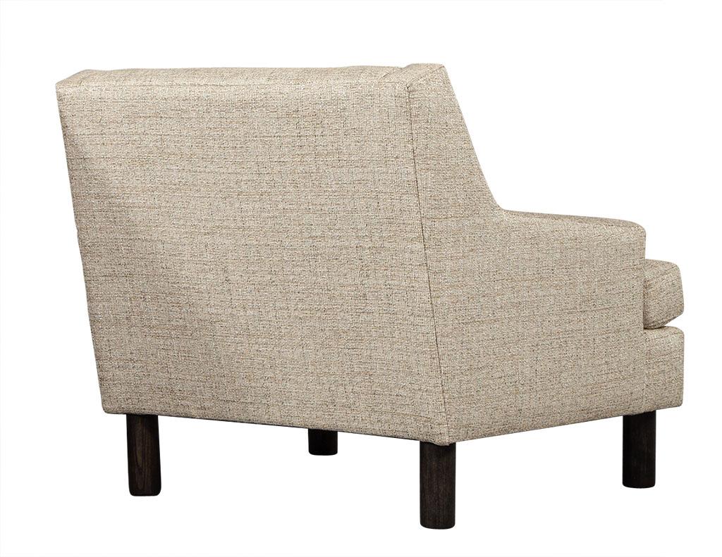 Late 20th Century Mid-Century Modern Lounge Chair in Designer Linen