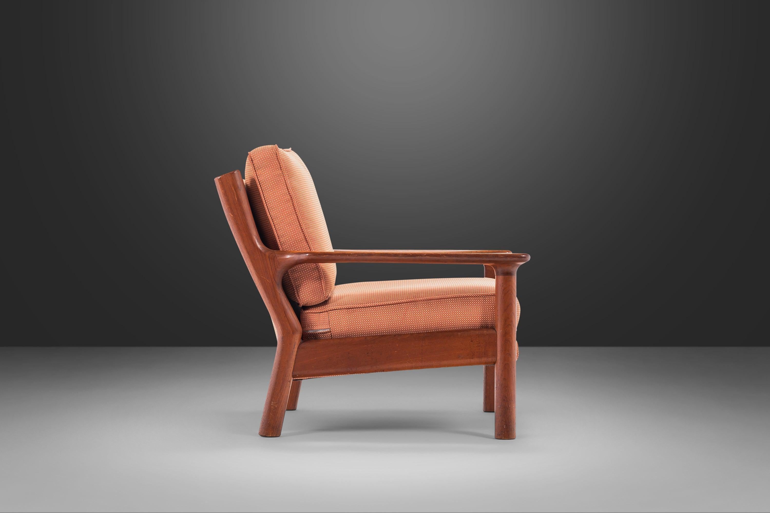 Mid-Century Modern Teak Lounge Chair in the Manner of Poul Volther, c. 1970's In Good Condition For Sale In Deland, FL