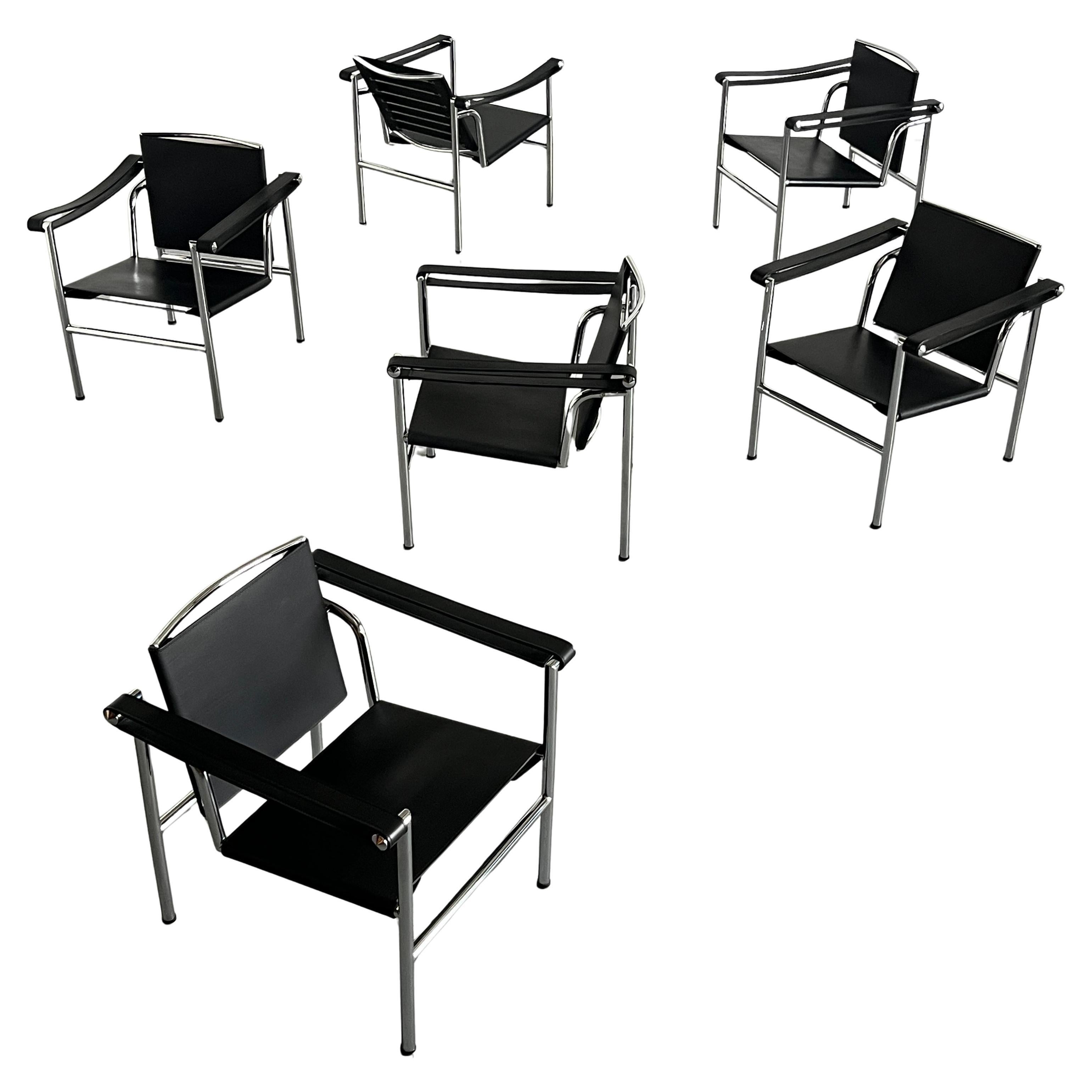What is LC2 chair?