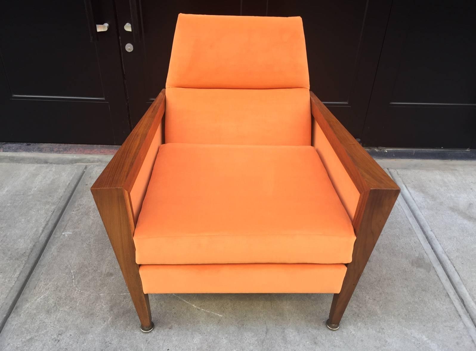 Velvet Mid-Century Modern Lounge Chair Manner of Jens Risom For Sale