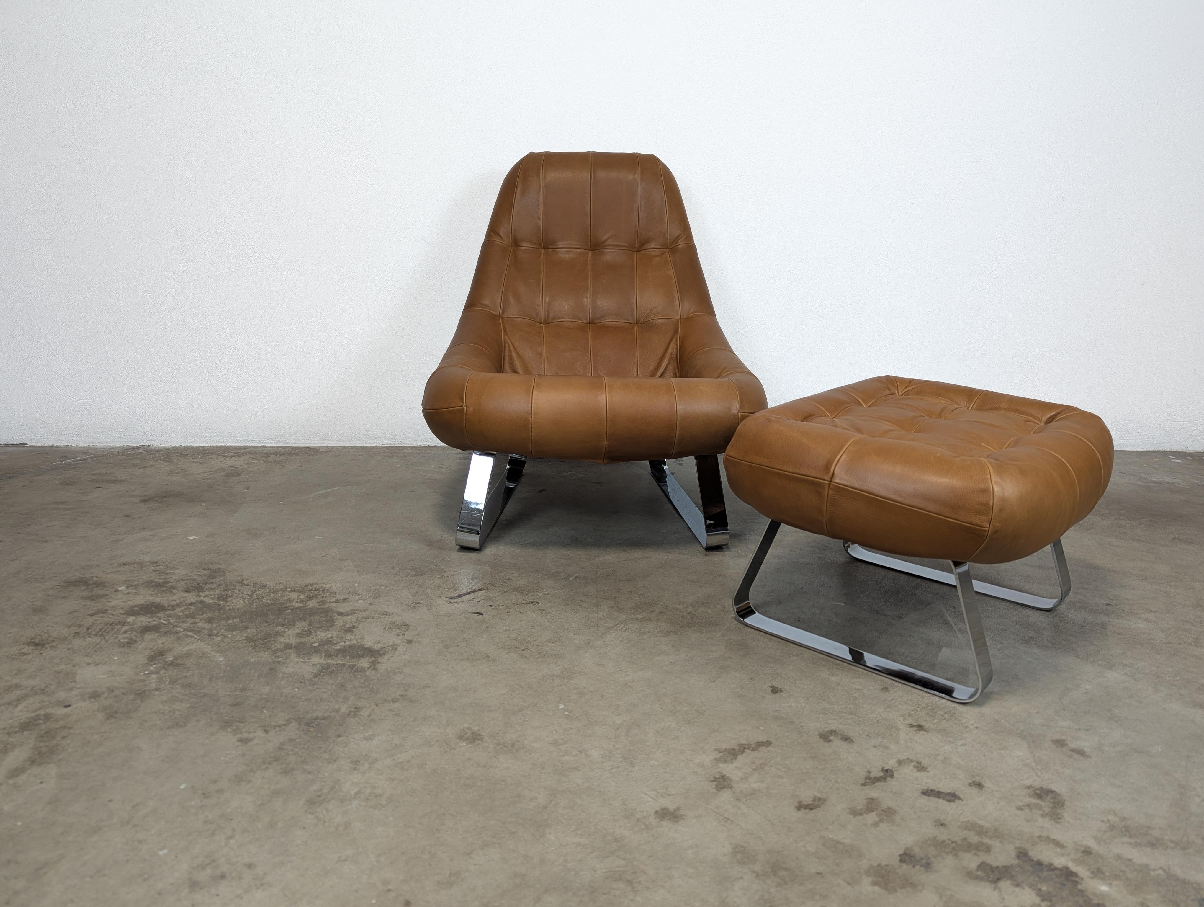 Pelle Sedia da salotto e ottomana del Mid Century Modern disegnata da Percival Lafer, anni '70 ca. in vendita