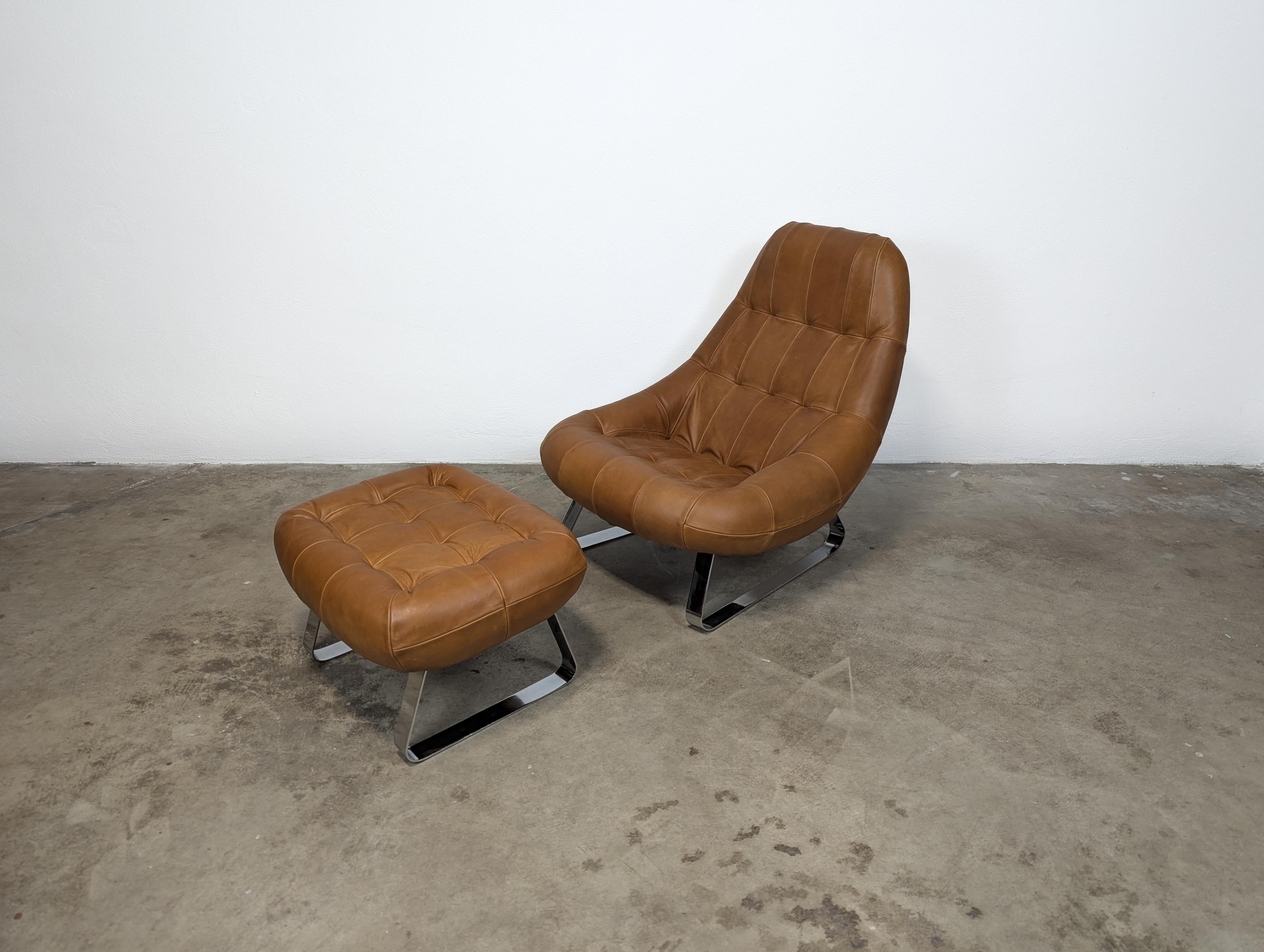 Sedia da salotto e ottomana del Mid Century Modern disegnata da Percival Lafer, anni '70 ca. in vendita 1