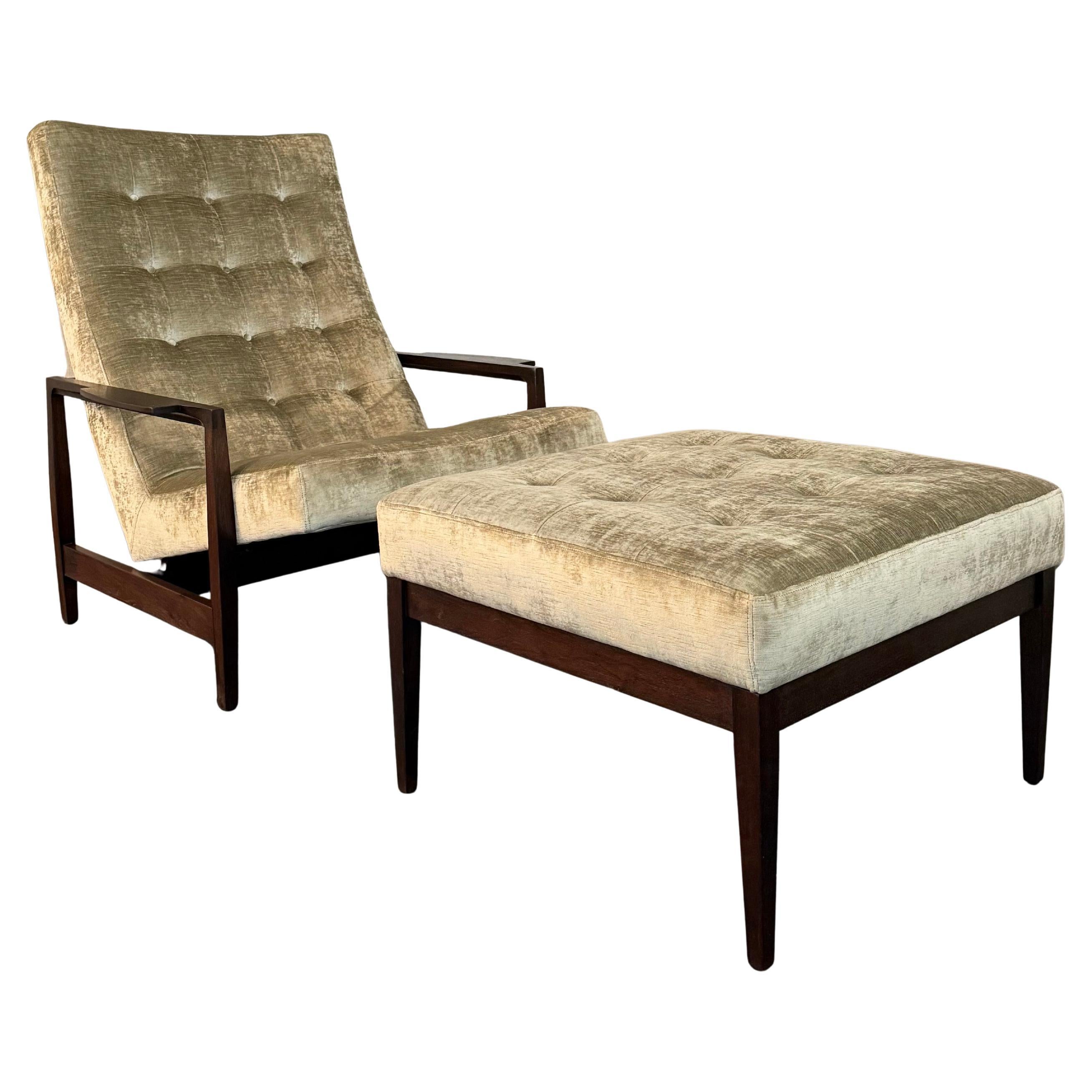 Mid-Century Modern Lounge Chair Ottoman Set By Kipp Stewart For Directional For Sale