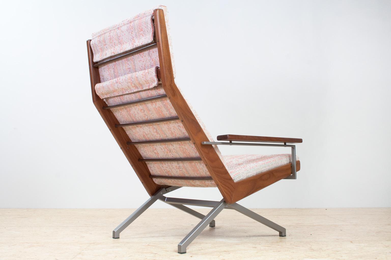 Dutch Mid-Century Modern Lounge Chair Teak with Pyramide Foot by Rob Parry, 1960s