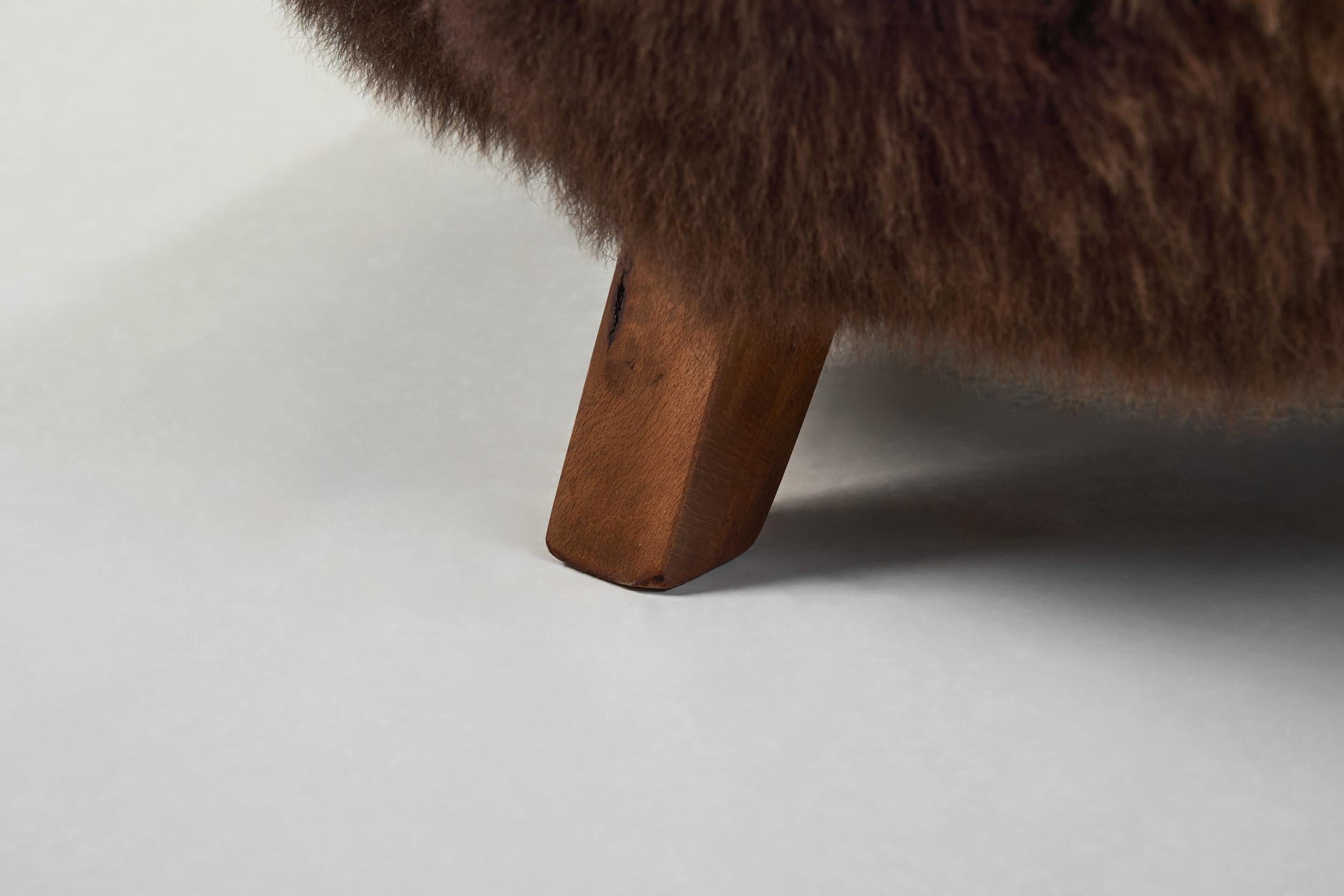 Mid-Century Modern Lounge Chair Upholstered in Sheepskin, Europe 20th Century 11