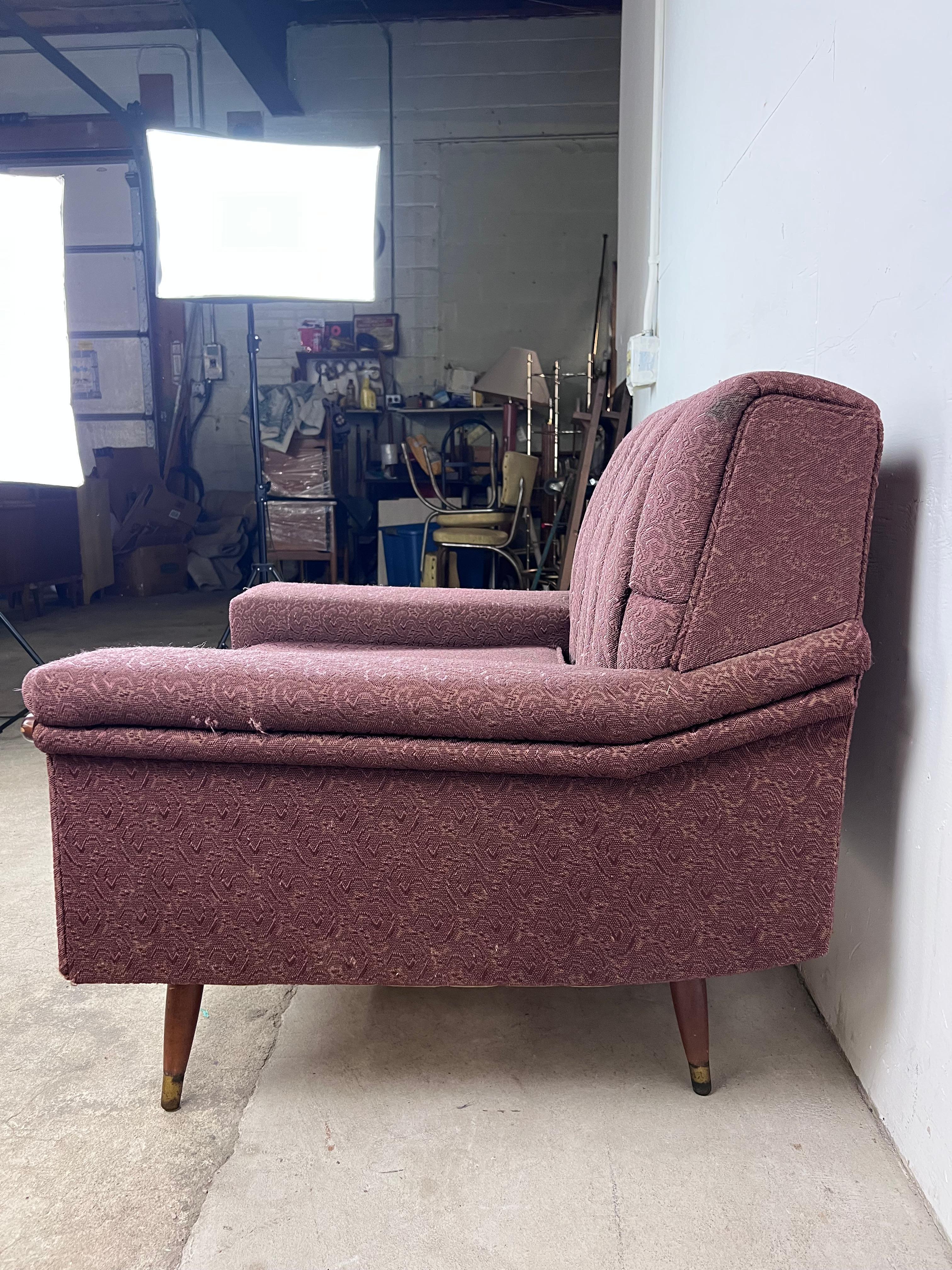 Mid Century Modern Lounge Chair with Brown Upholstery For Sale 8