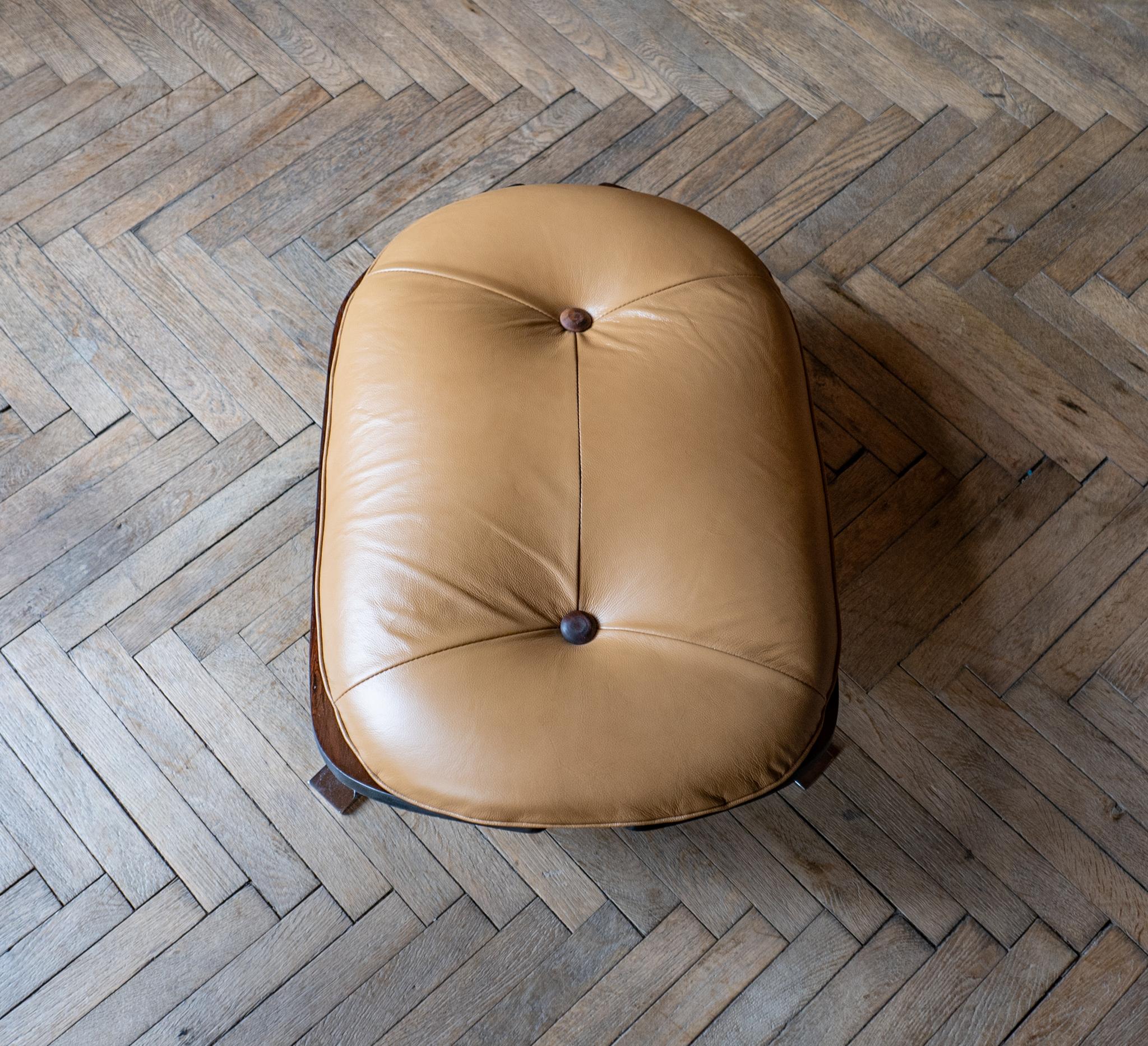 Mid-Century Modern Lounge Chair with Ottoman by Jorge Zalszupin, Brazil 1960s 11
