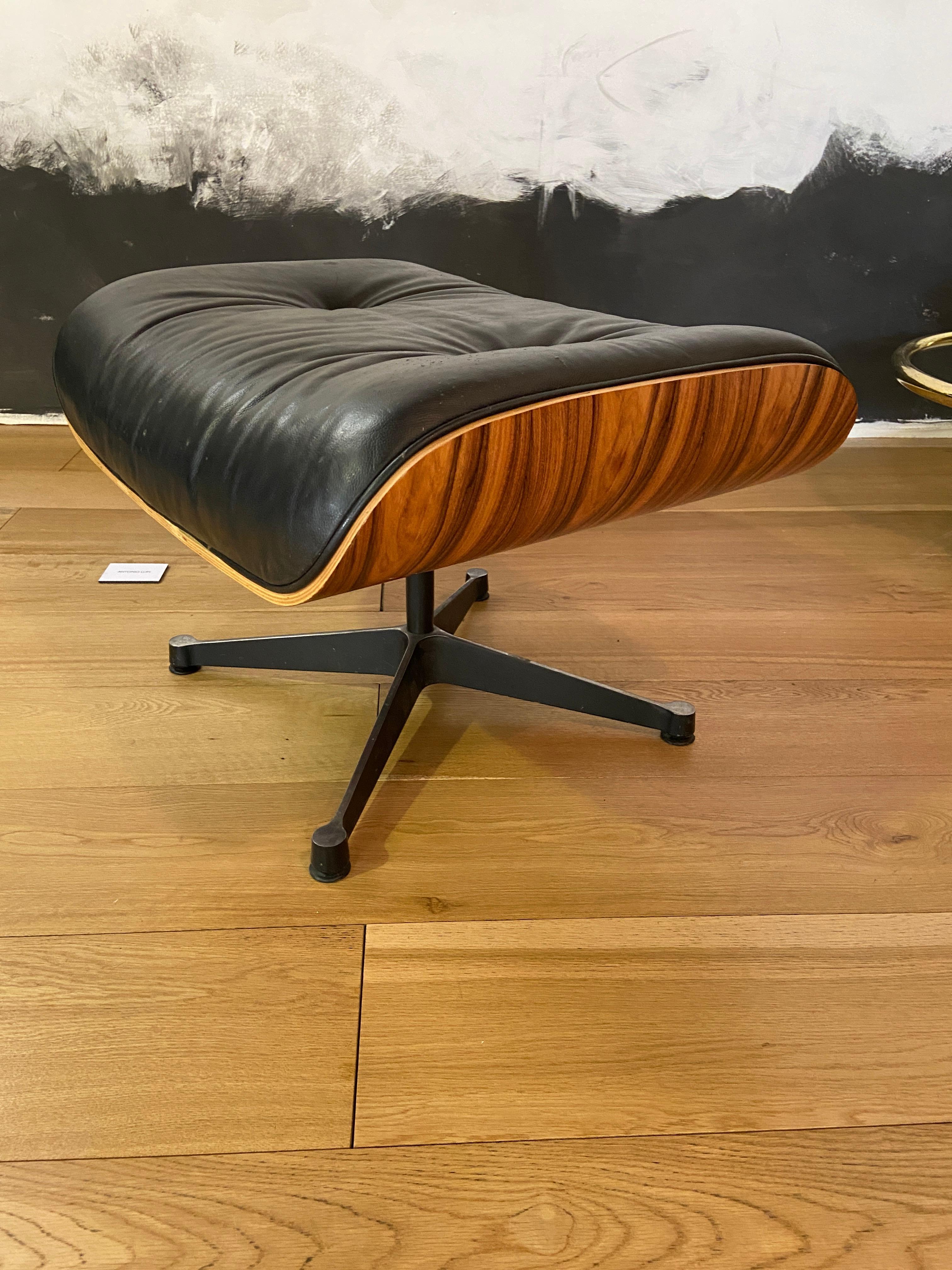 Mid-Century Modern Lounge Chair with Ottoman in the Style of Charles Eames 1970s 7