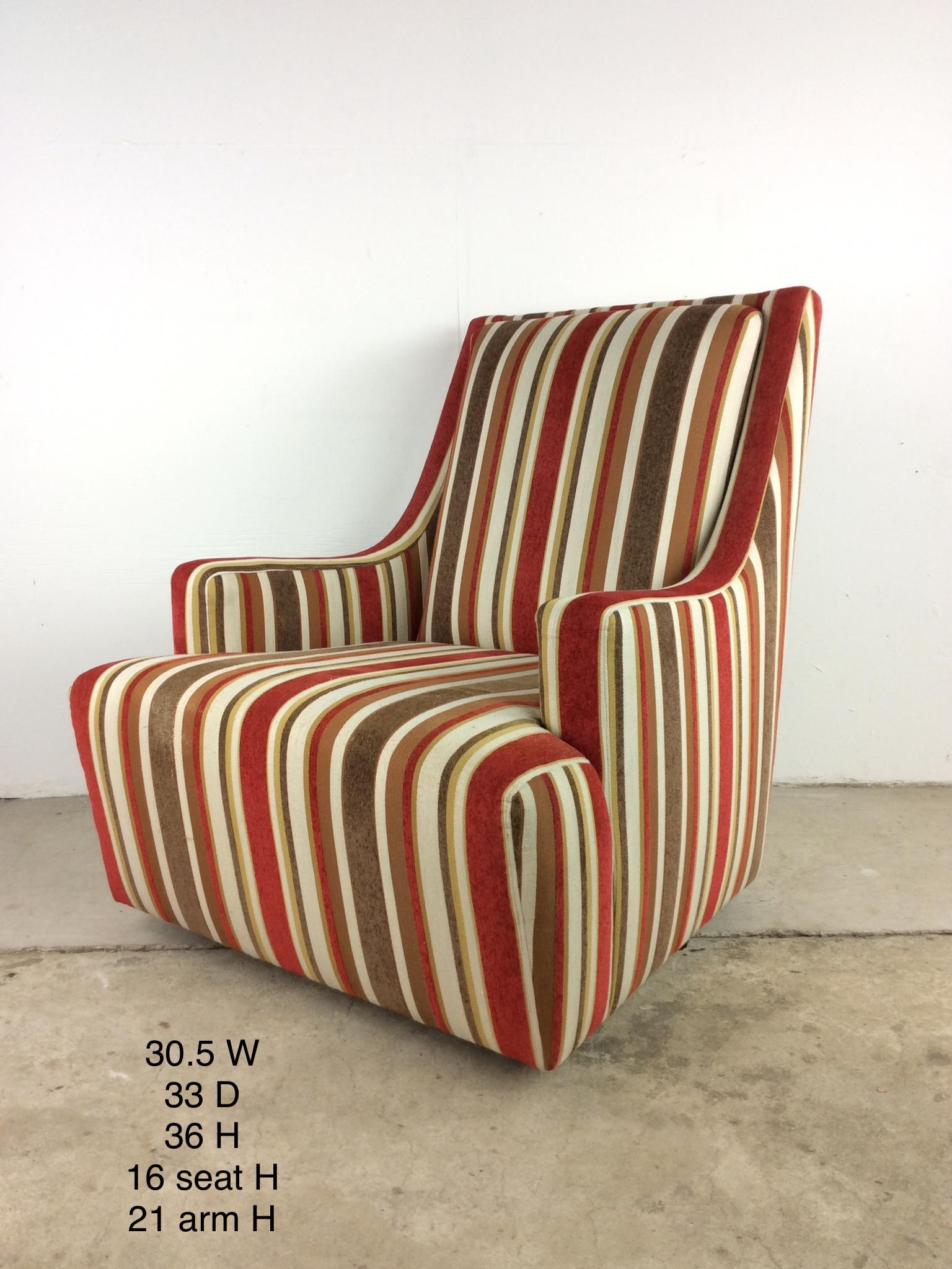 Mid Century Modern Lounge Chair with Swivel Base 7