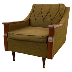 Retro Mid-Century Modern Lounge Chair With walnut arms