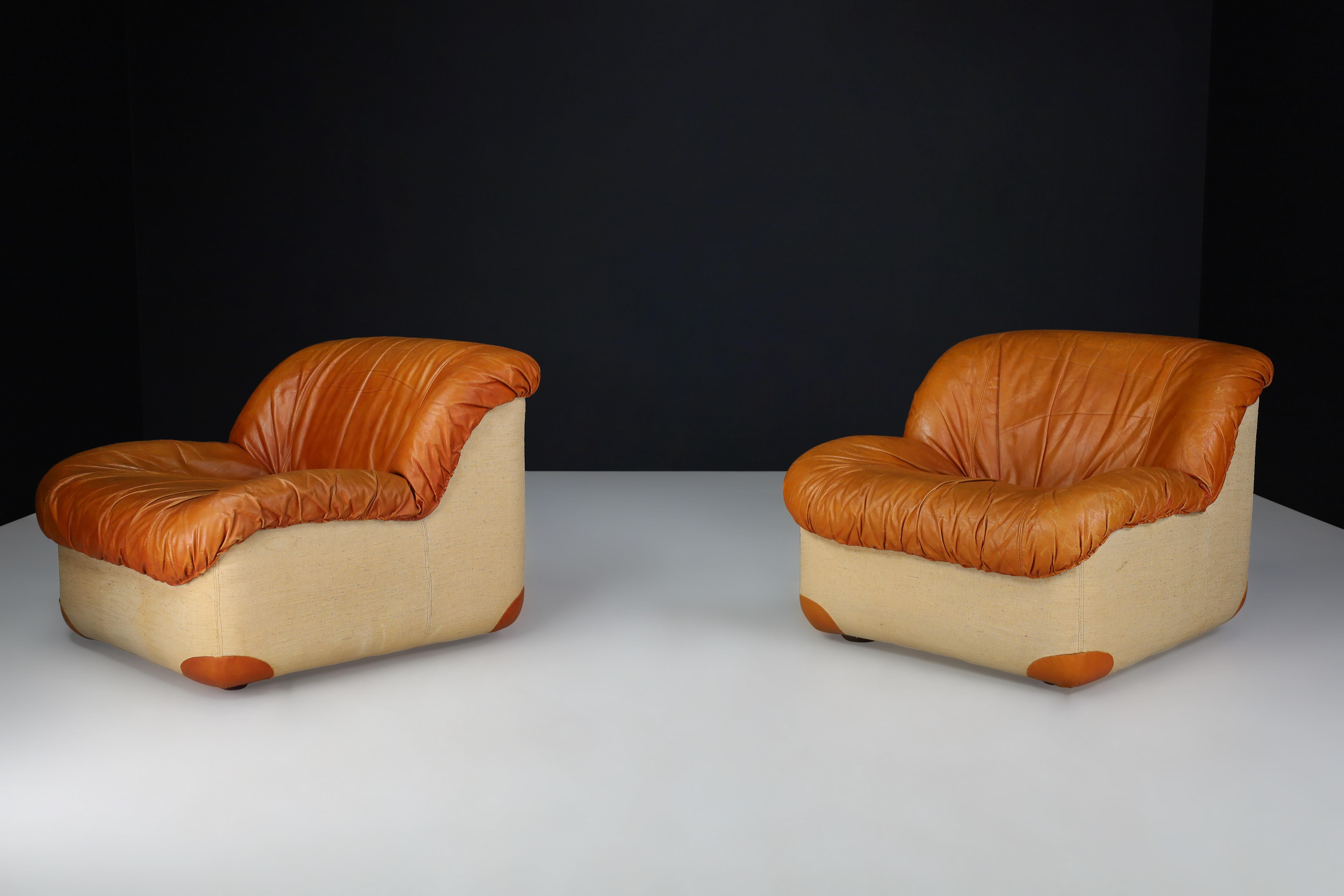 Sillas de salón modernas de mediados de siglo de Guido Faleschini en cuero coñac patinado Cuero en venta