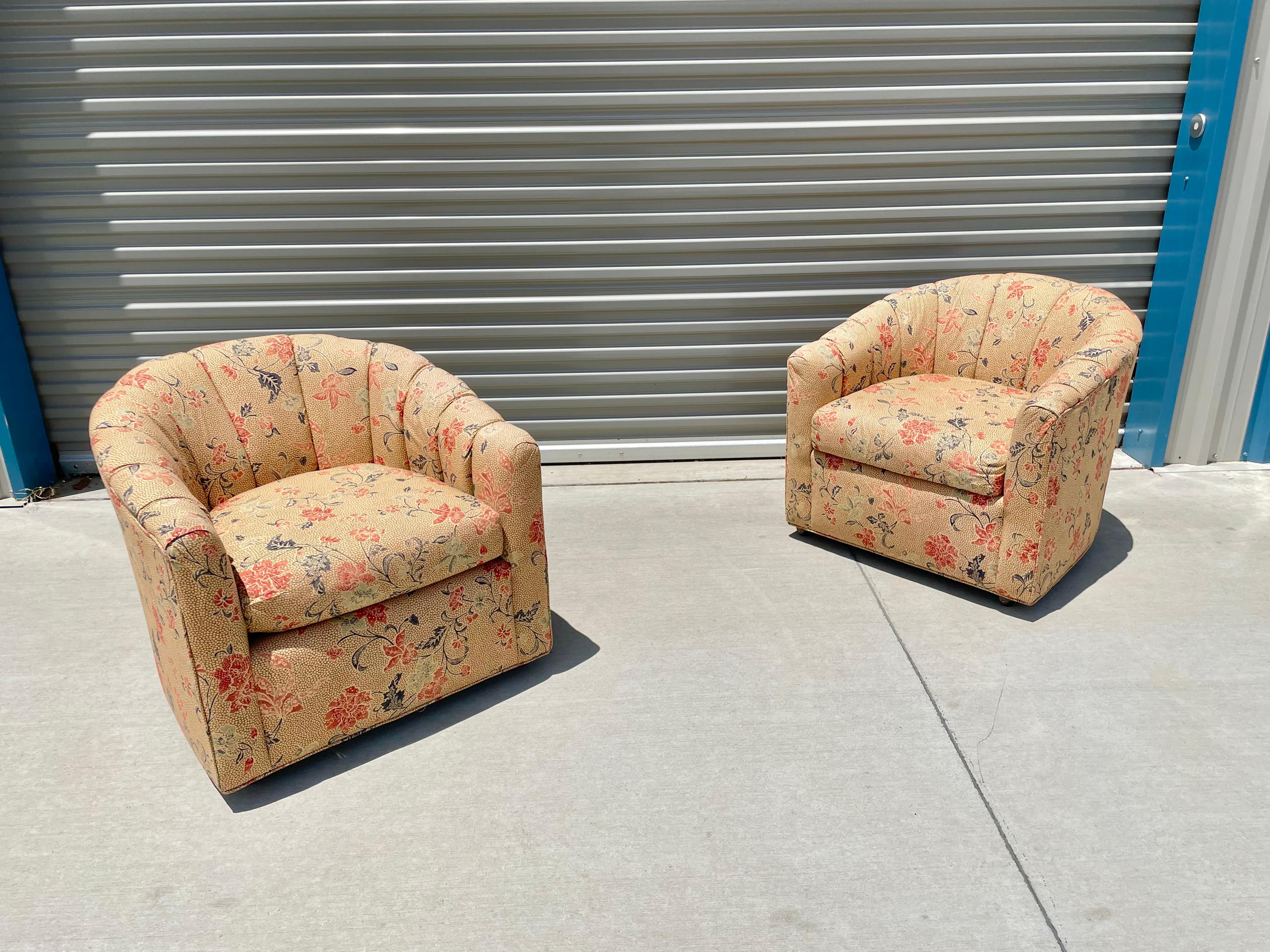Mid-Century Modern Lounge Chairs In Good Condition In North Hollywood, CA