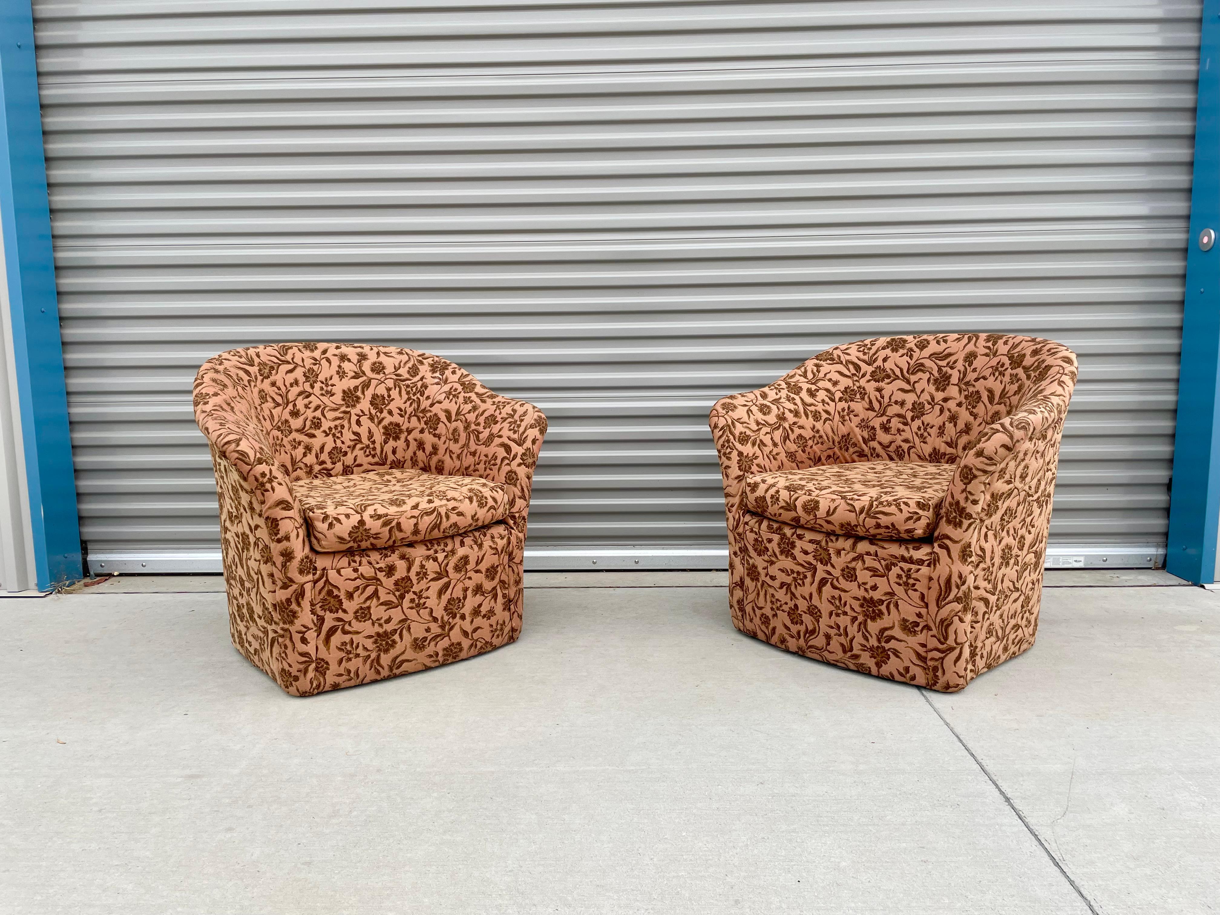 Mid Century Modern Lounge Chairs (amerikanisch) im Angebot