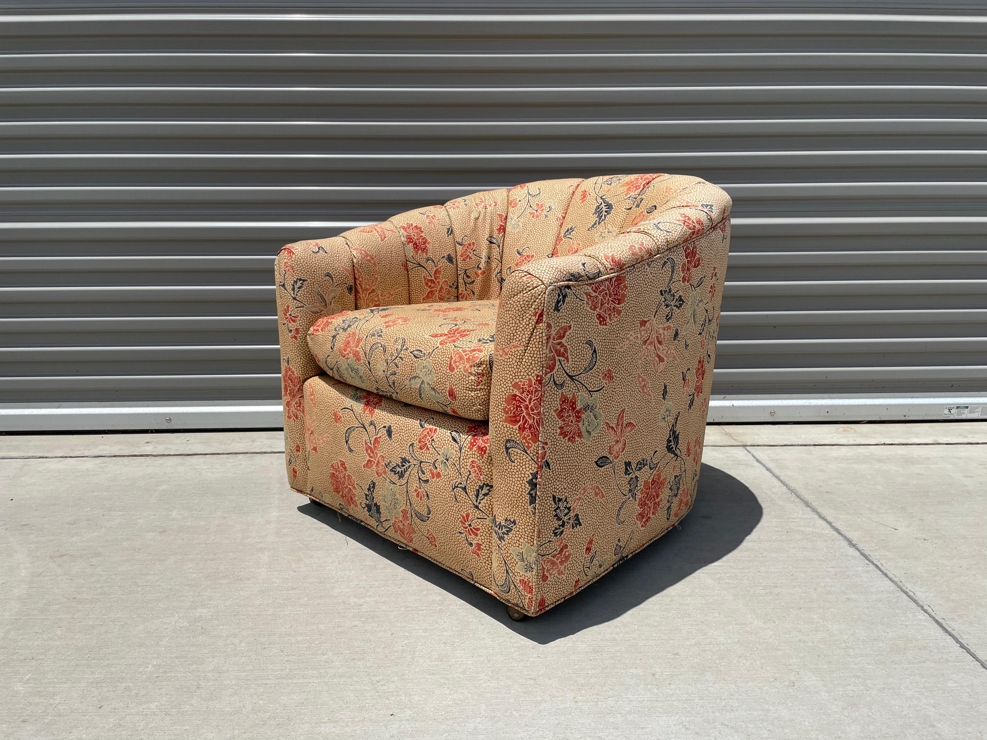 Fabric Mid-Century Modern Lounge Chairs For Sale