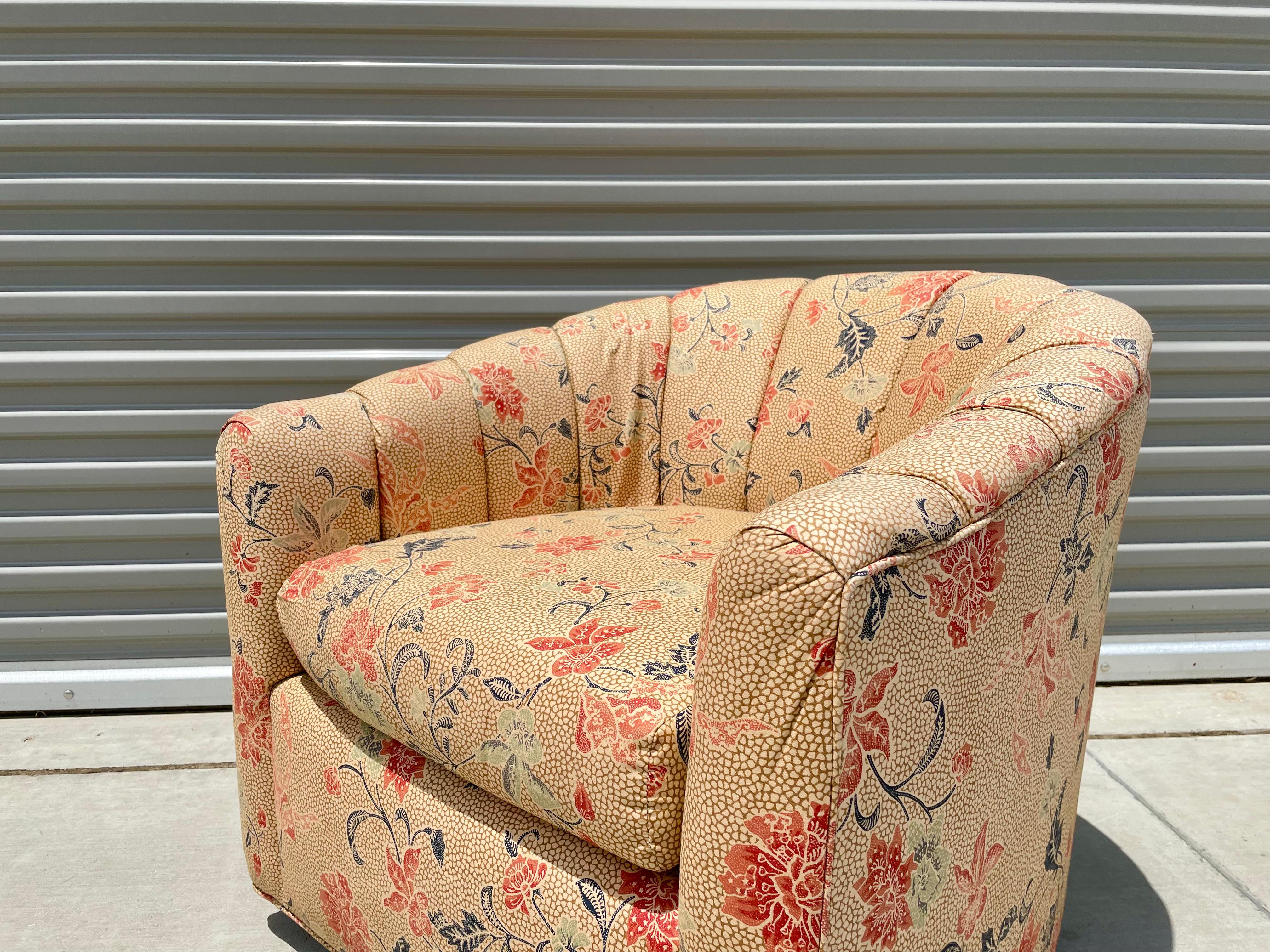Mid-Century Modern Lounge Chairs 1