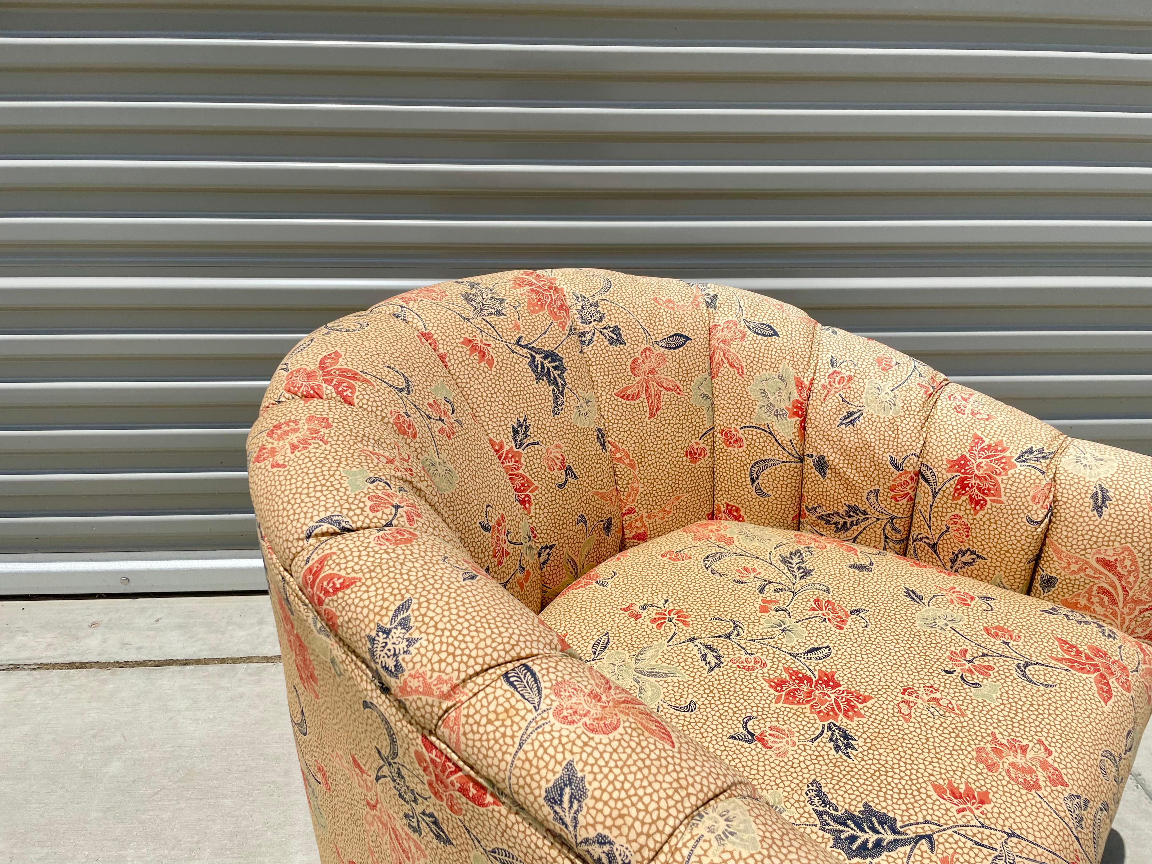 Mid-Century Modern Lounge Chairs 3