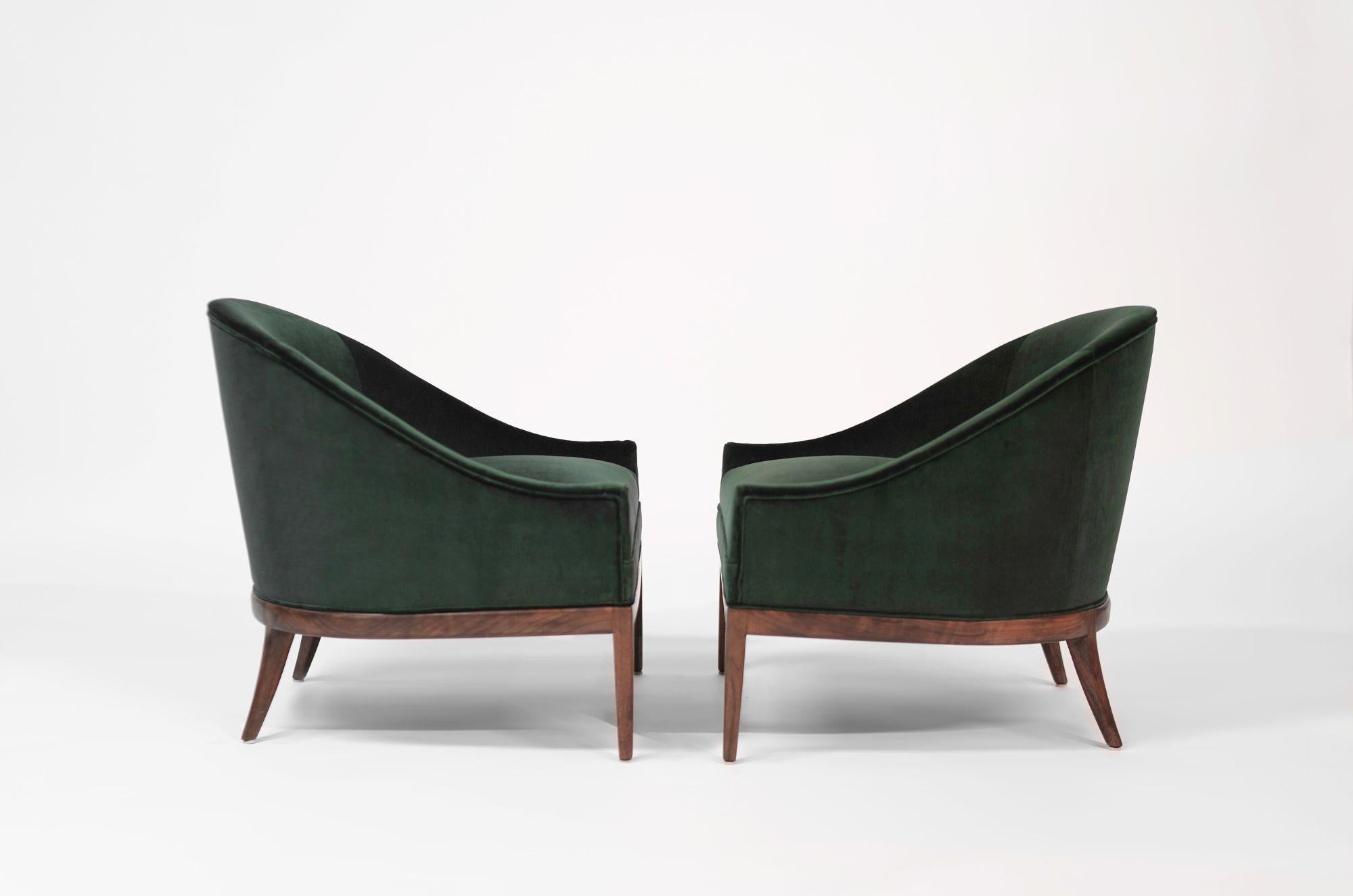 Sedie da salotto moderne di metà secolo in velluto smeraldo, C.C. 1950 in vendita 4