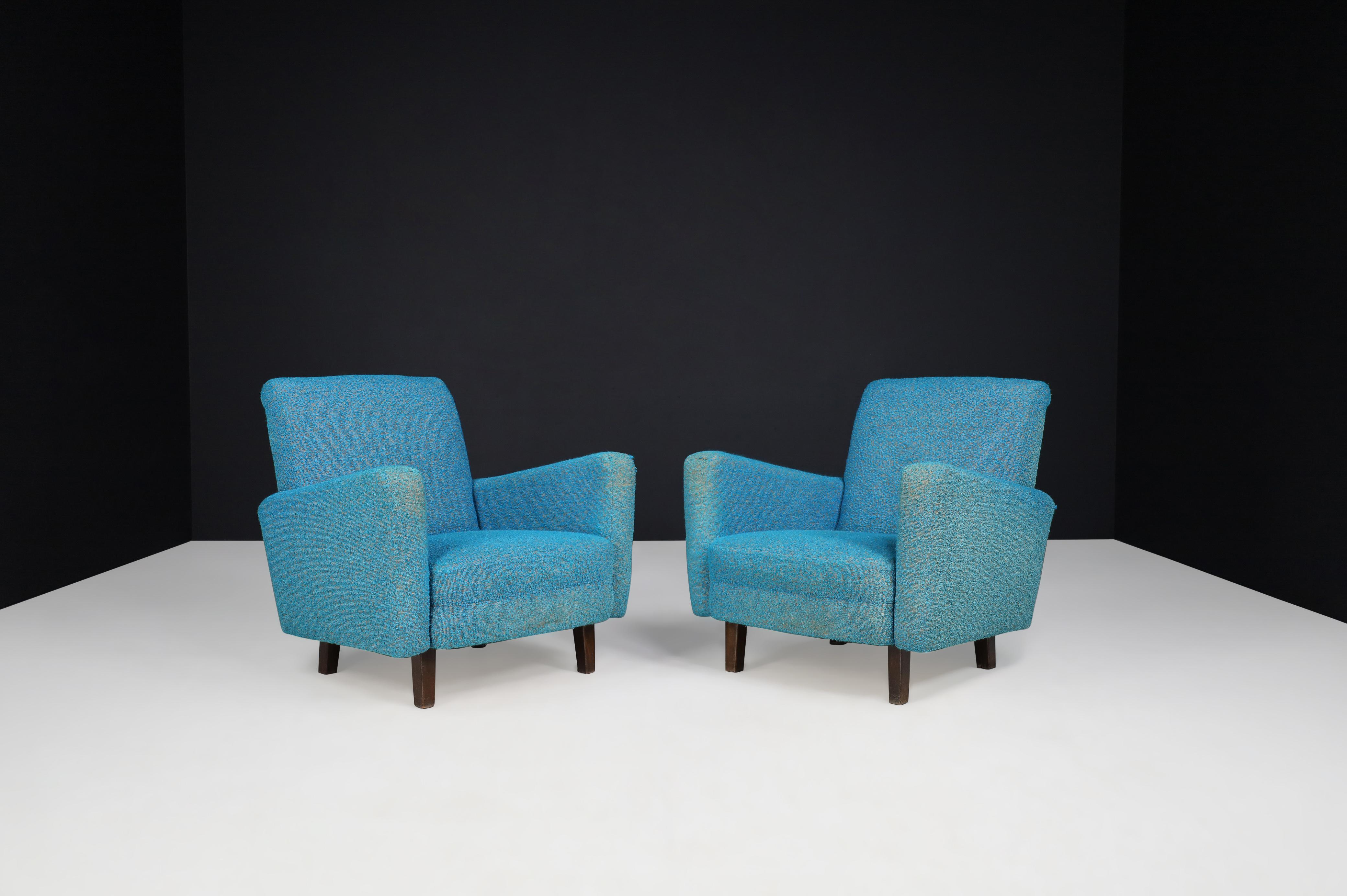 Mid-Century Modern Lounge Chairs in Original Upholstery, Praque 1950s    For Sale 3