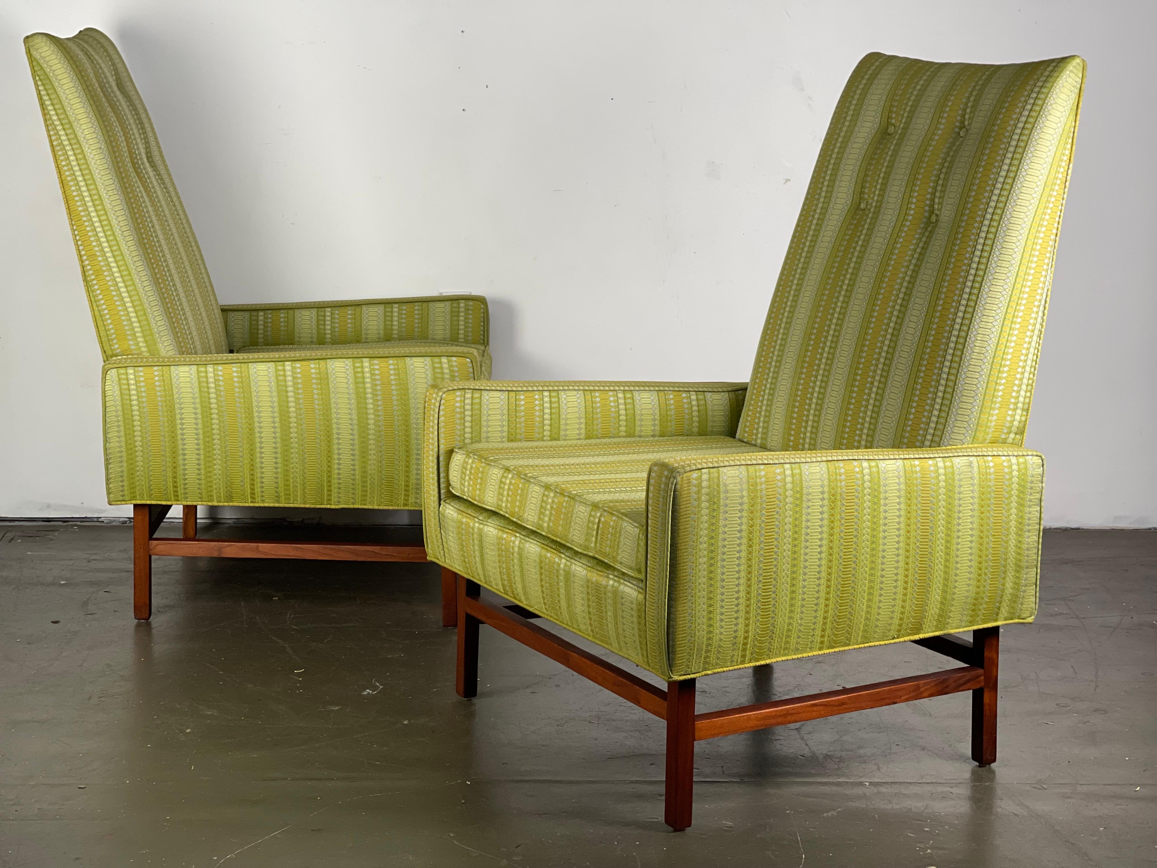 Wonderful set of Mid-Century Modern high back by Edward Axel Roffman for B. Altman of NYC, with incredibly clean and seemingly unused original Alexander Girard upholstery! The bottoms have the oxidized upholstery nails; period correct. The solid