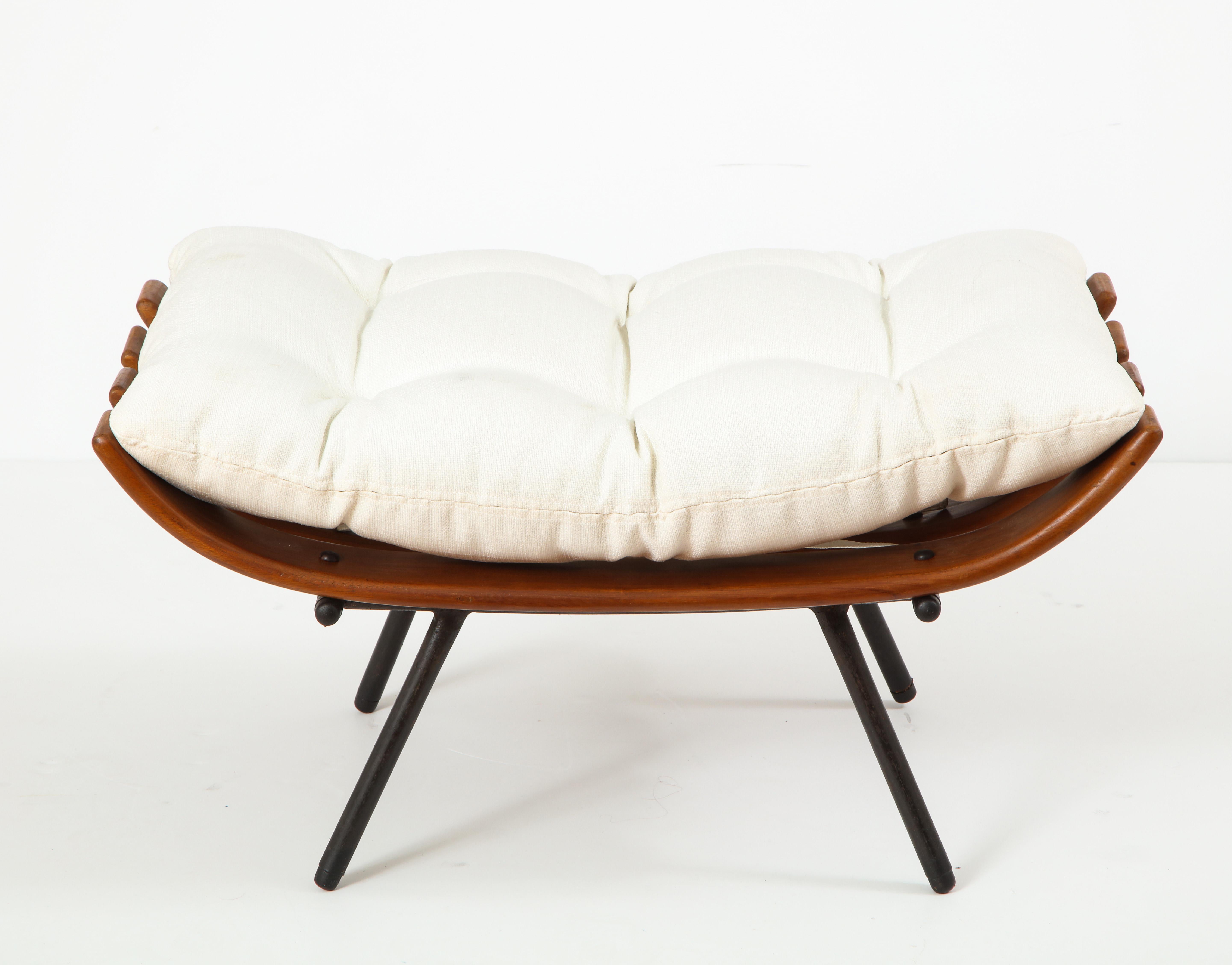 Iron Mid-Century Modern Lounge Costela Chair with Ottoman Carlo Hauner Martin Eisler
