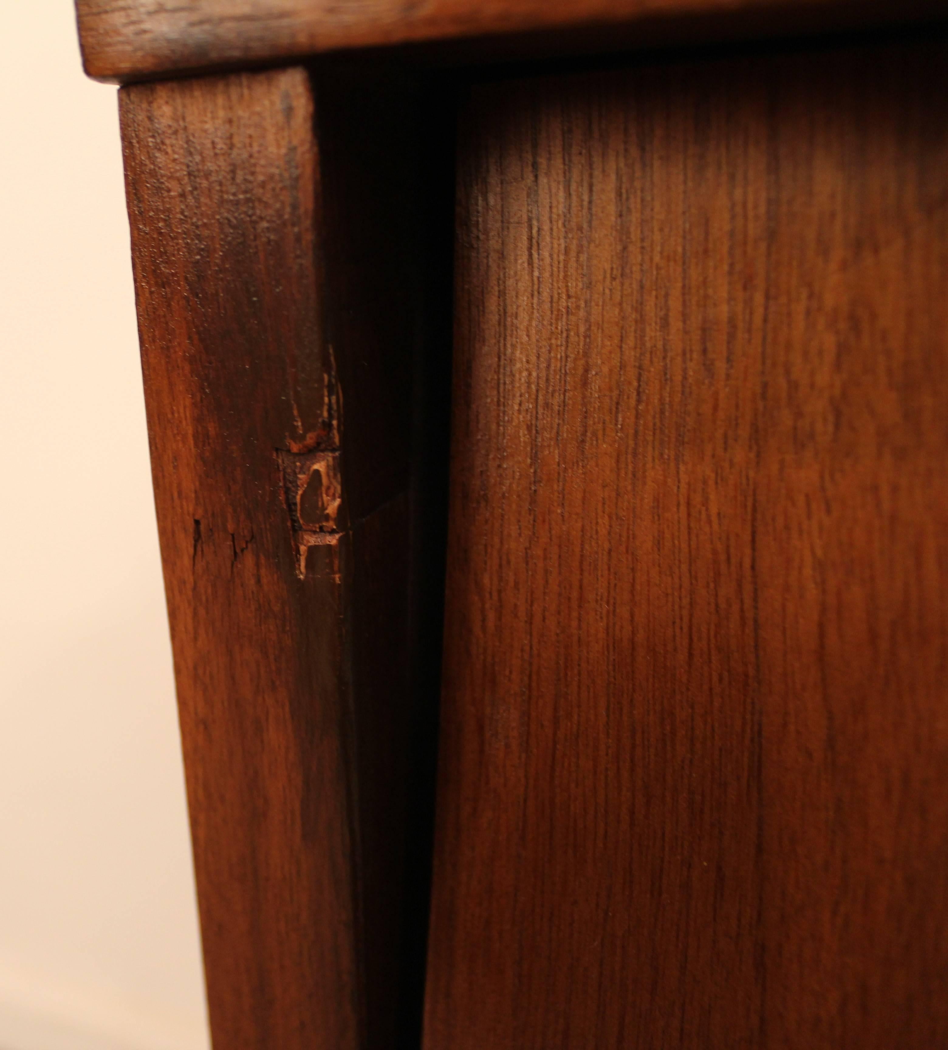 Mid-Century Modern Louvre-Front Credenza 4